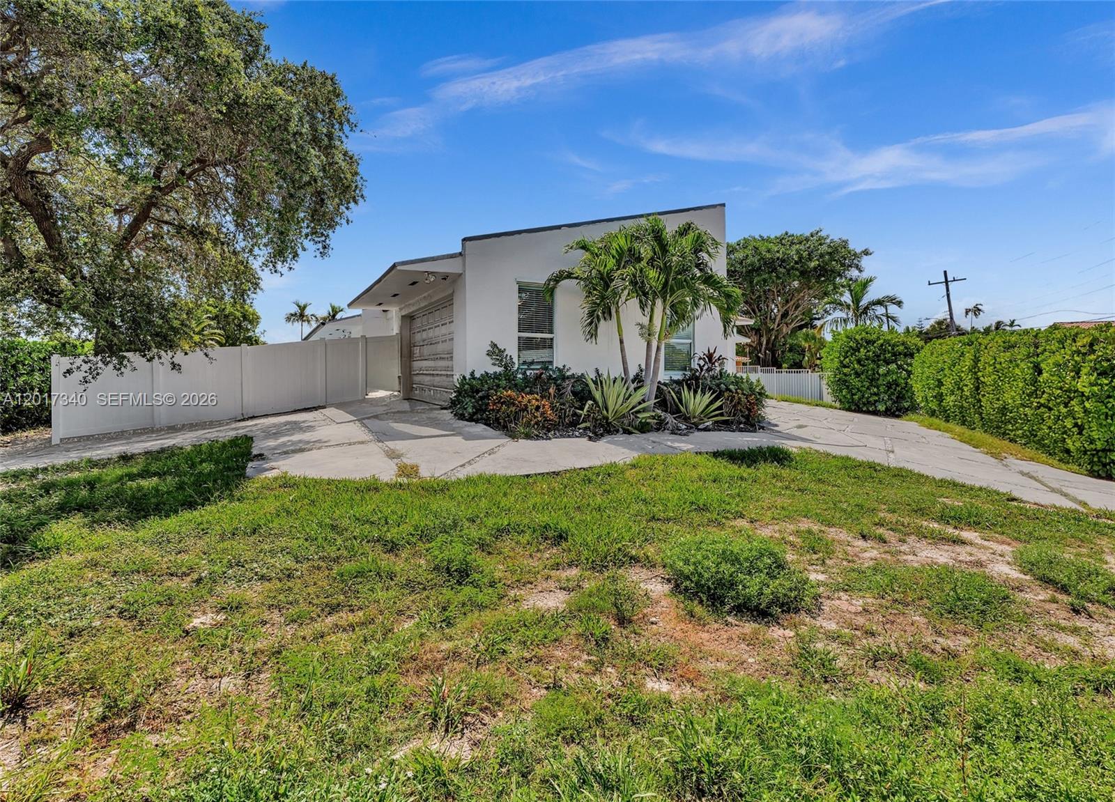 2001 NE 122nd Rd, North Miami FL 33181