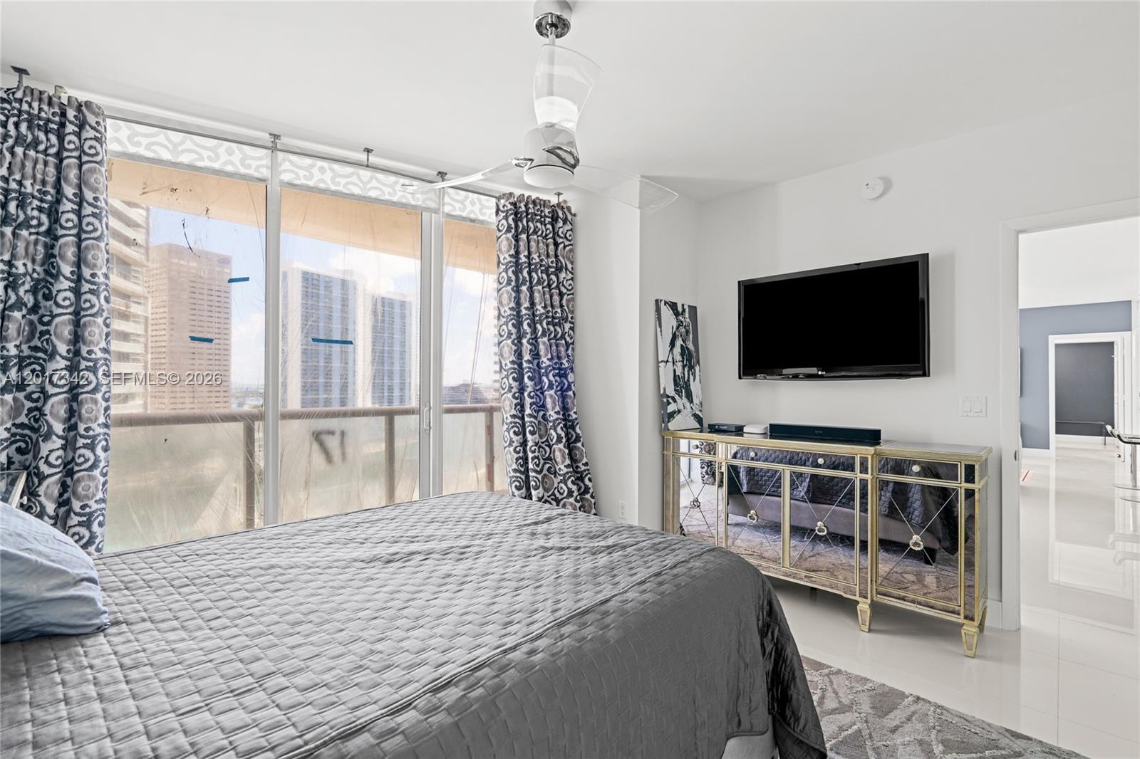 495 Brickell Ave #1704, Miami FL 33131