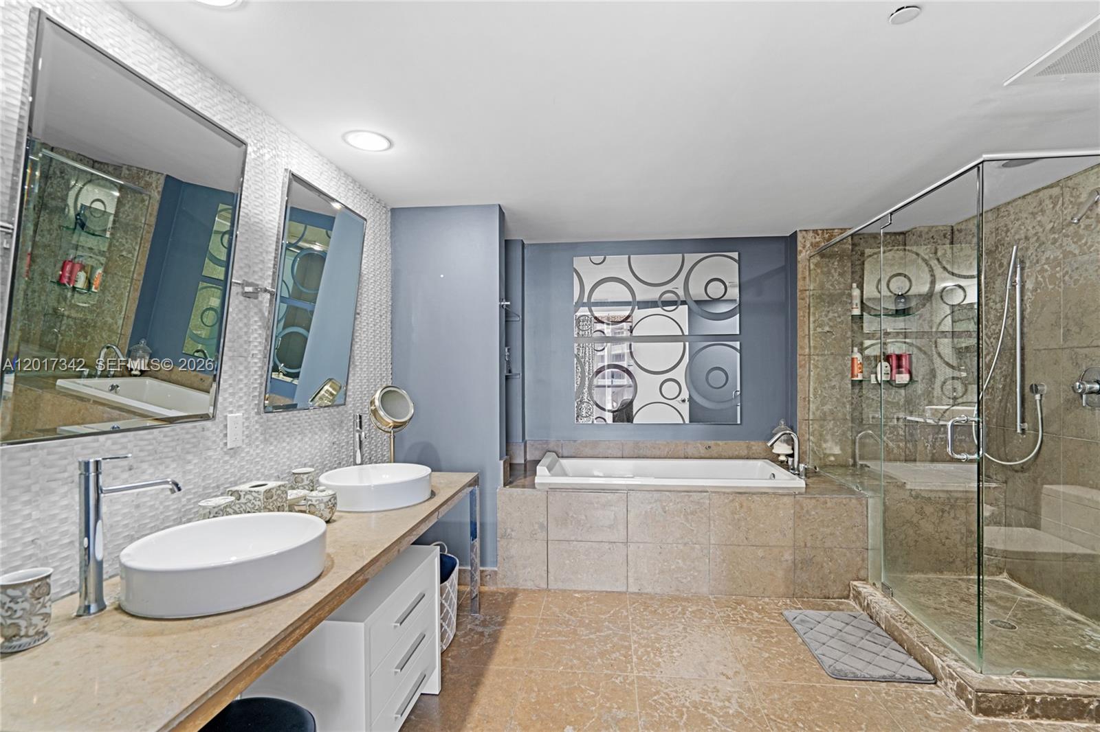 495 Brickell Ave #1704, Miami FL 33131