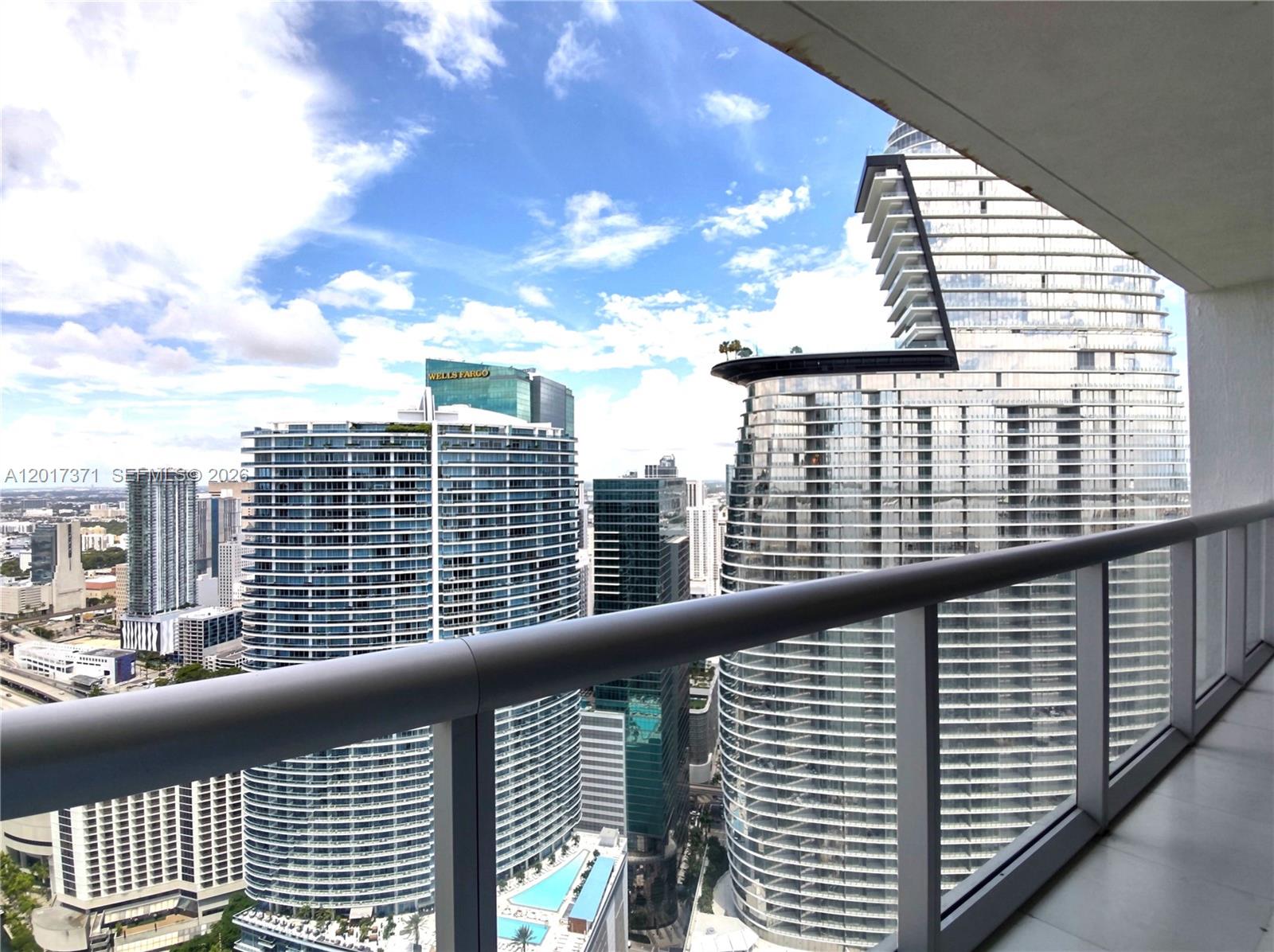 465 Brickell Ave #5004, Miami FL 33131