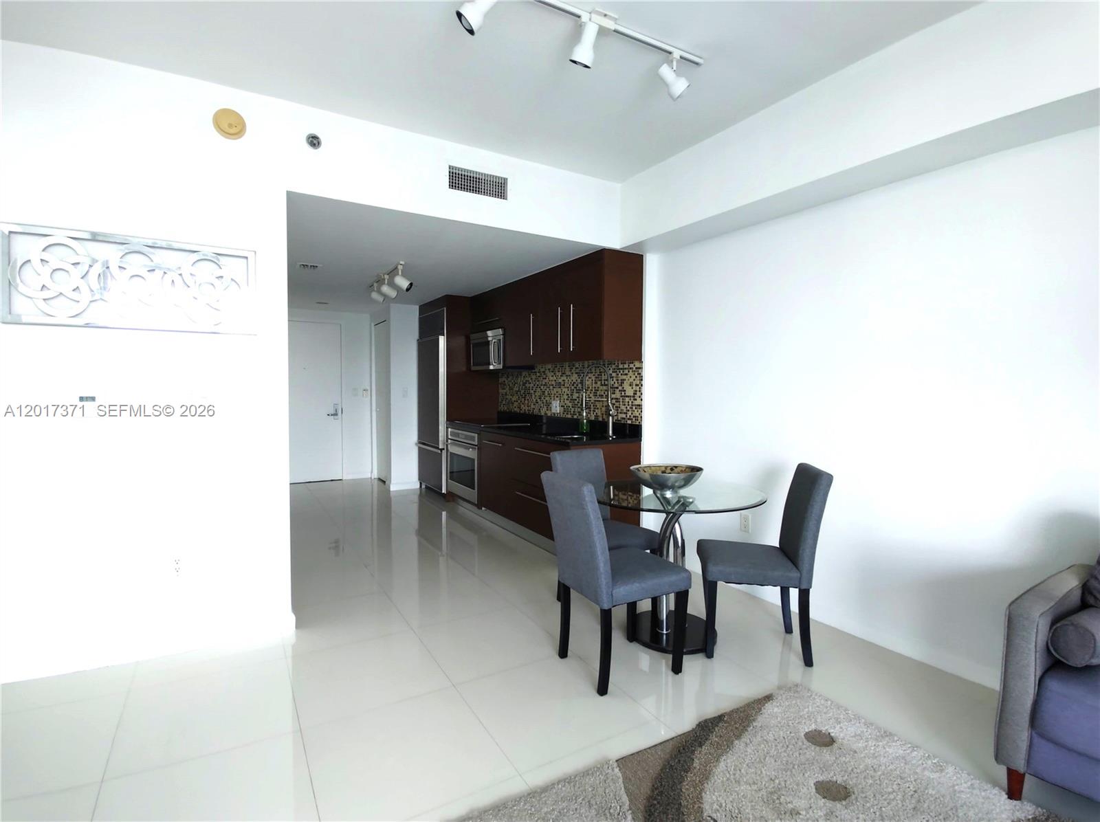 465 Brickell Ave #5004, Miami FL 33131