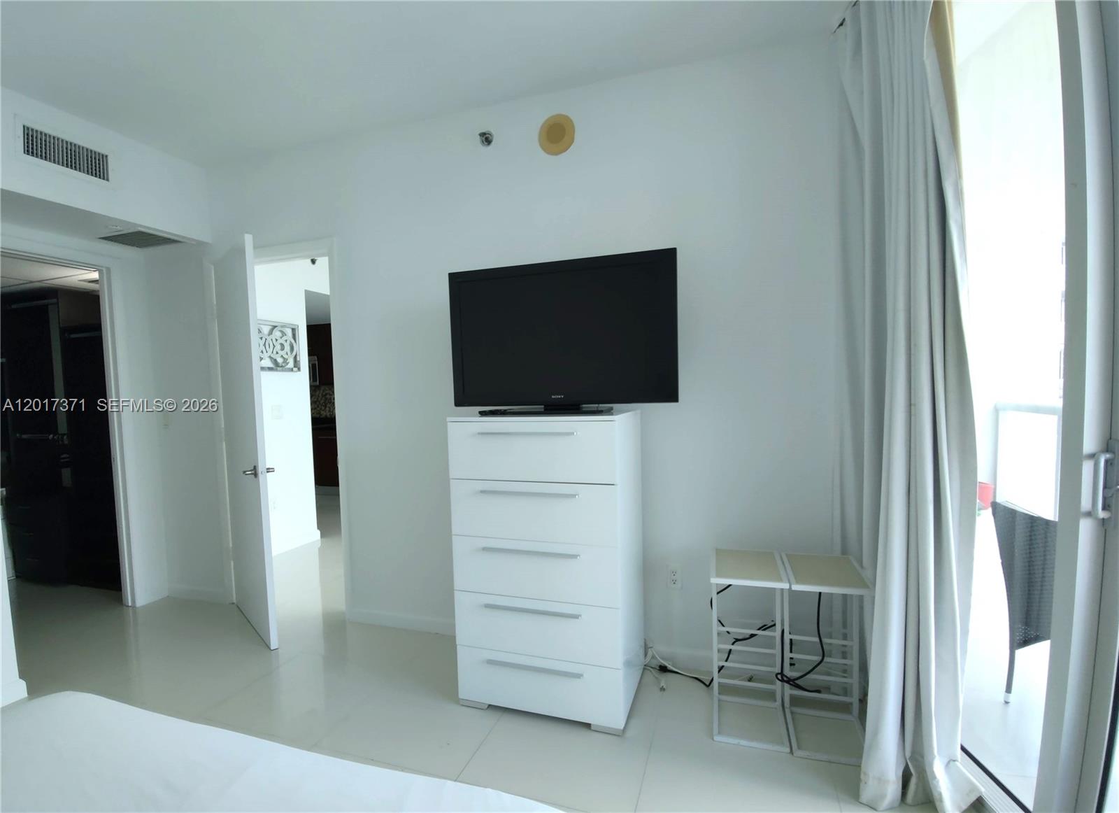 465 Brickell Ave #5004, Miami FL 33131