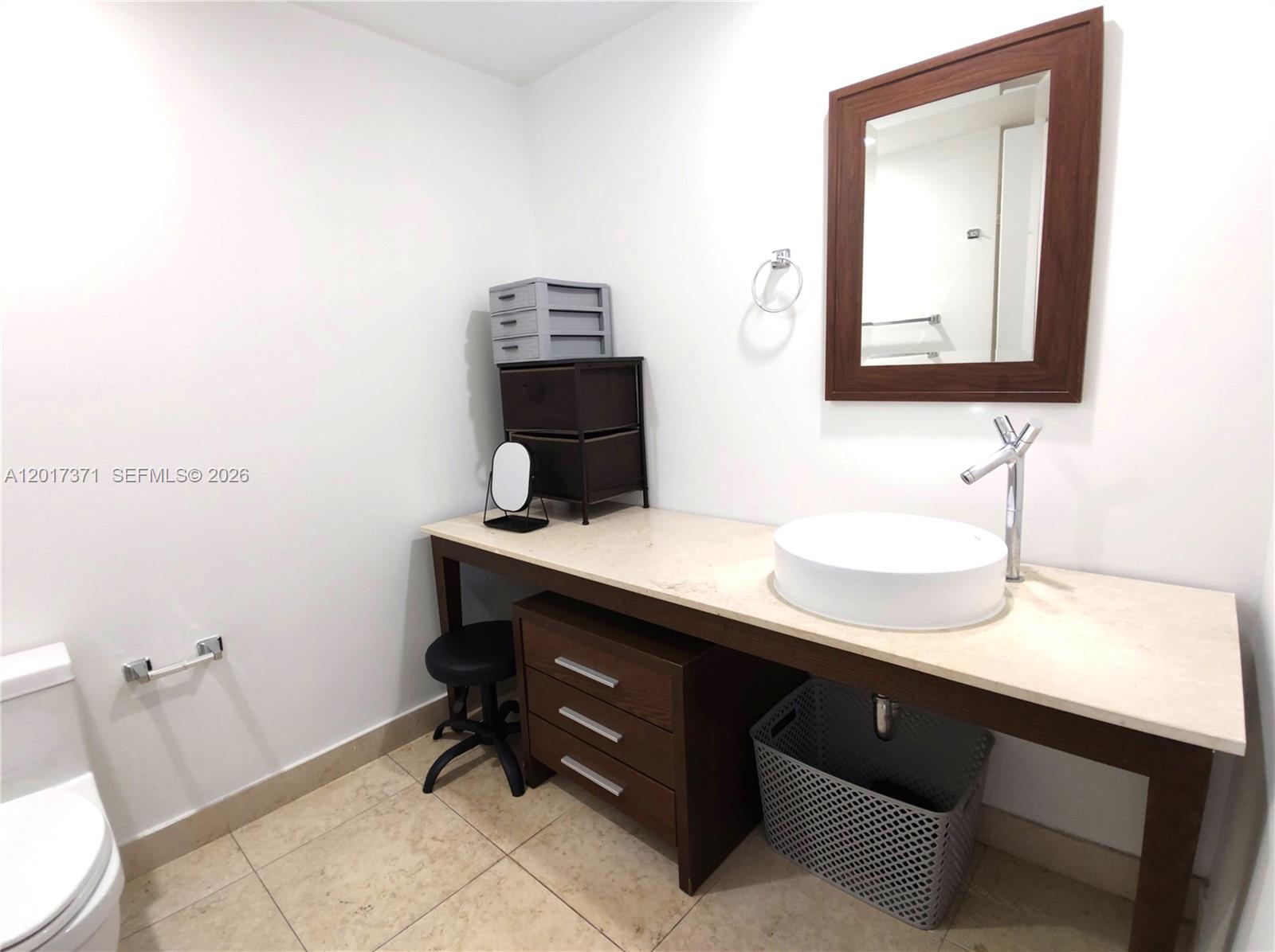 465 Brickell Ave #5004, Miami FL 33131
