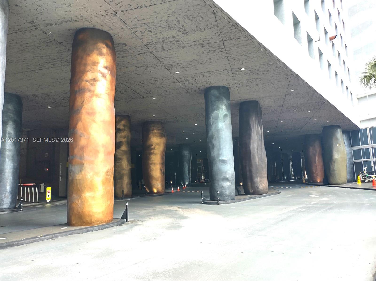 465 Brickell Ave #5004, Miami FL 33131