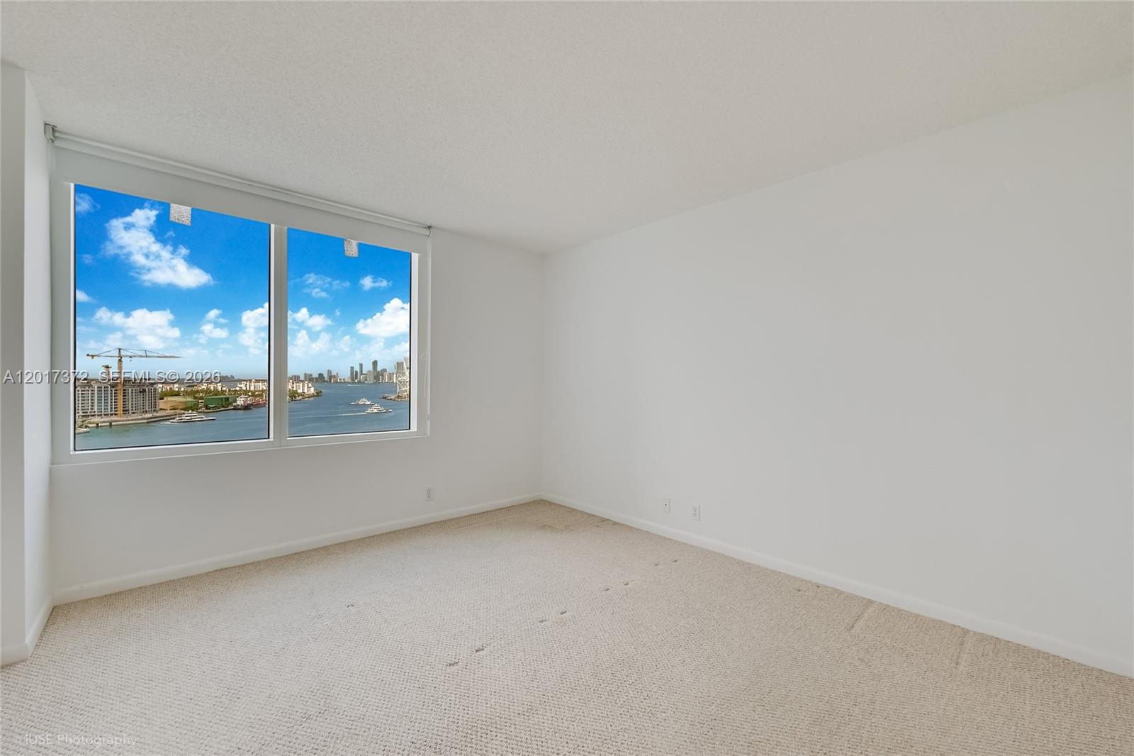 400 S Pointe Dr #1801, Miami Beach FL 33139