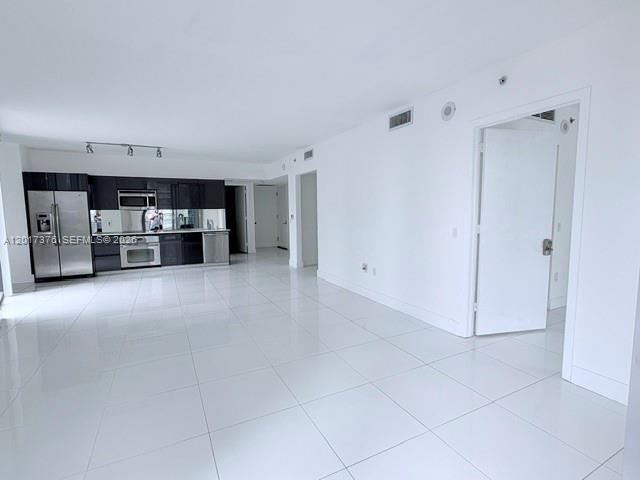 31 SE 6th St #2001, Miami FL 33131