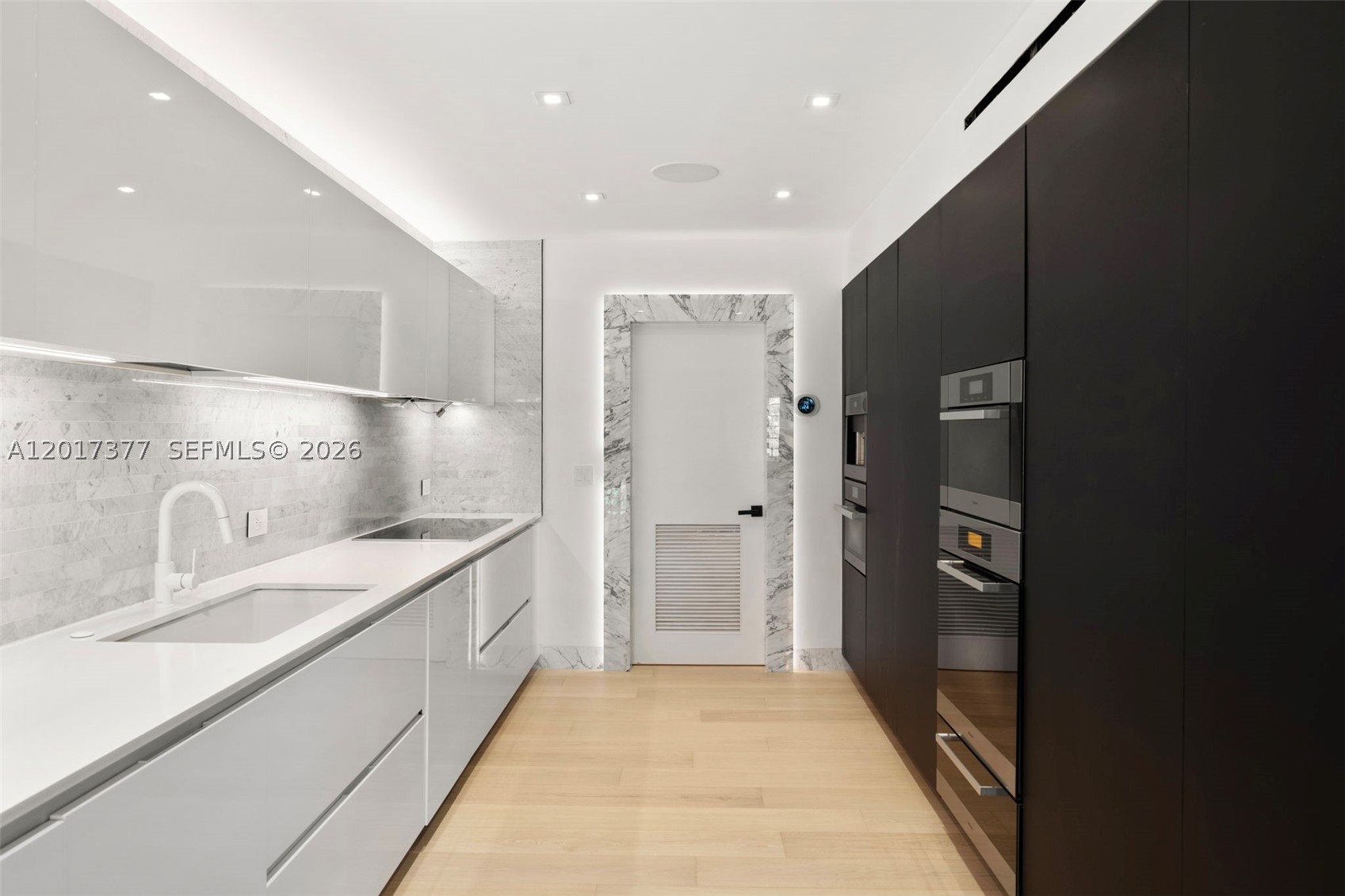 5750 La Gorce Dr, Miami Beach FL 33140