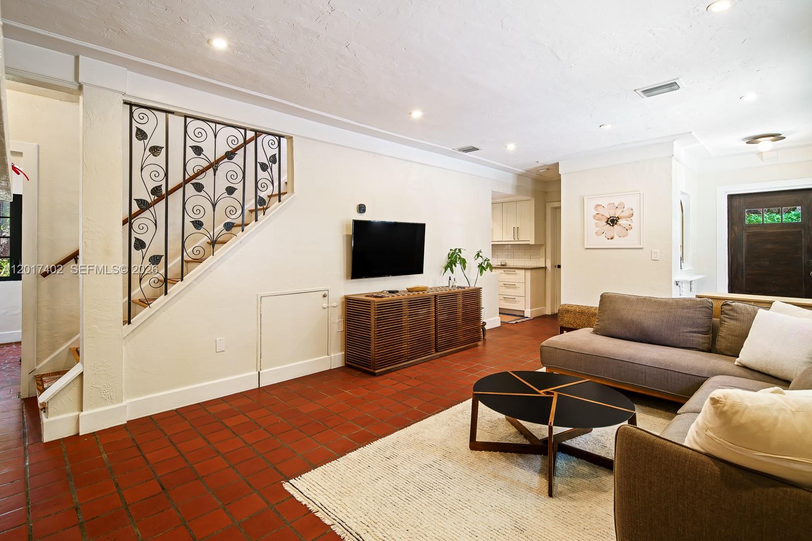405 Viscaya Ave #405, Coral Gables FL 33134