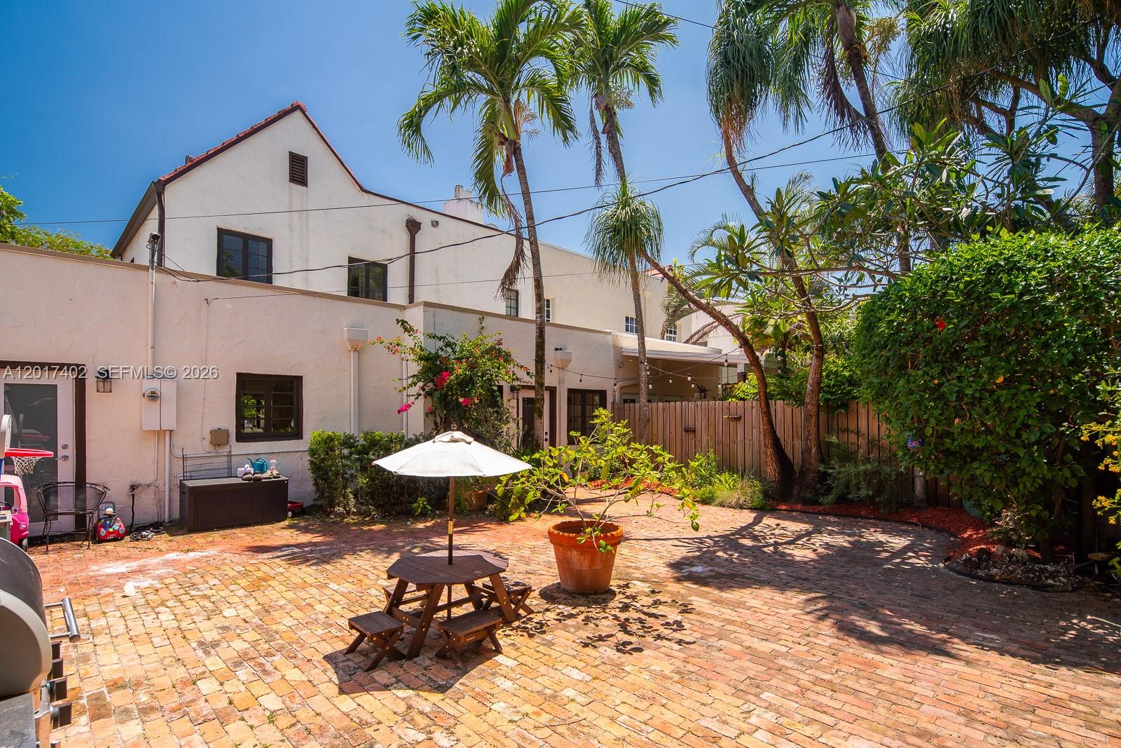 405 Viscaya Ave #405, Coral Gables FL 33134