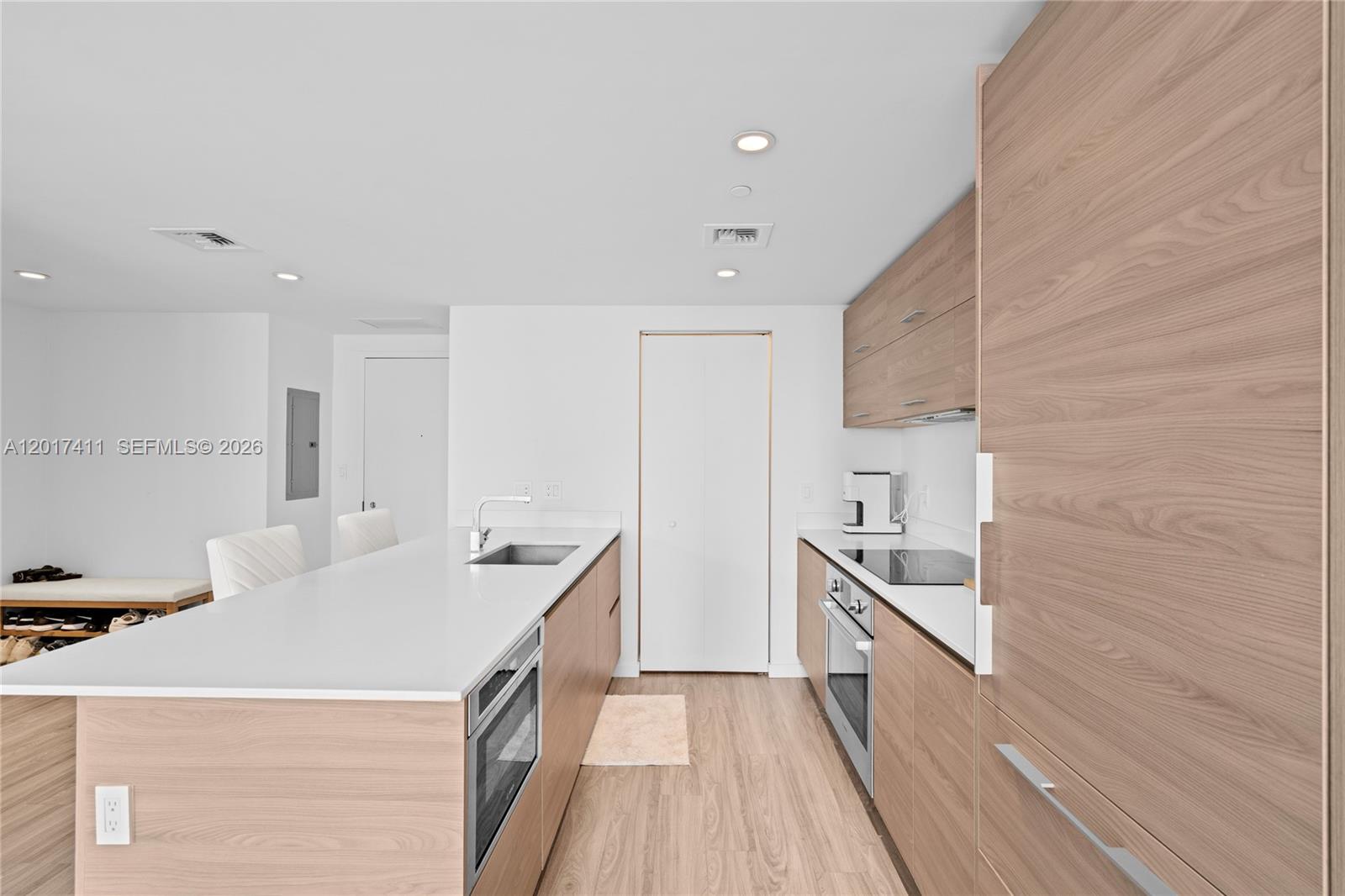 1300 S Miami Ave #1004, Miami FL 33130