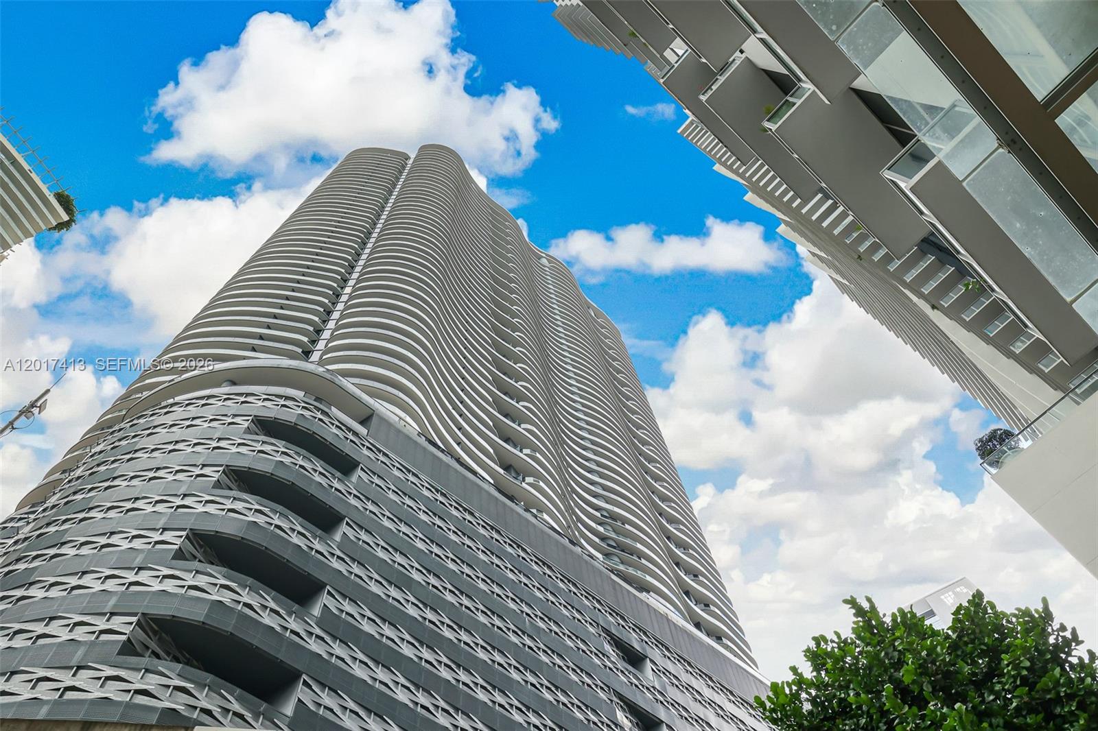 1000 Brickell Plz #3002, Miami FL 33131