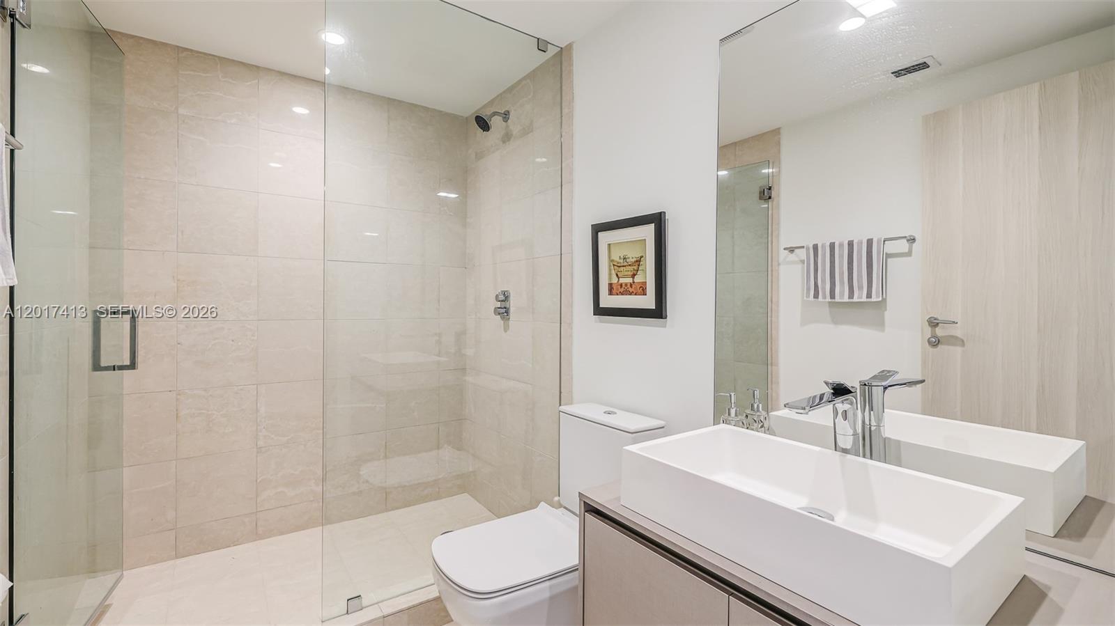 1000 Brickell Plz #3002, Miami FL 33131