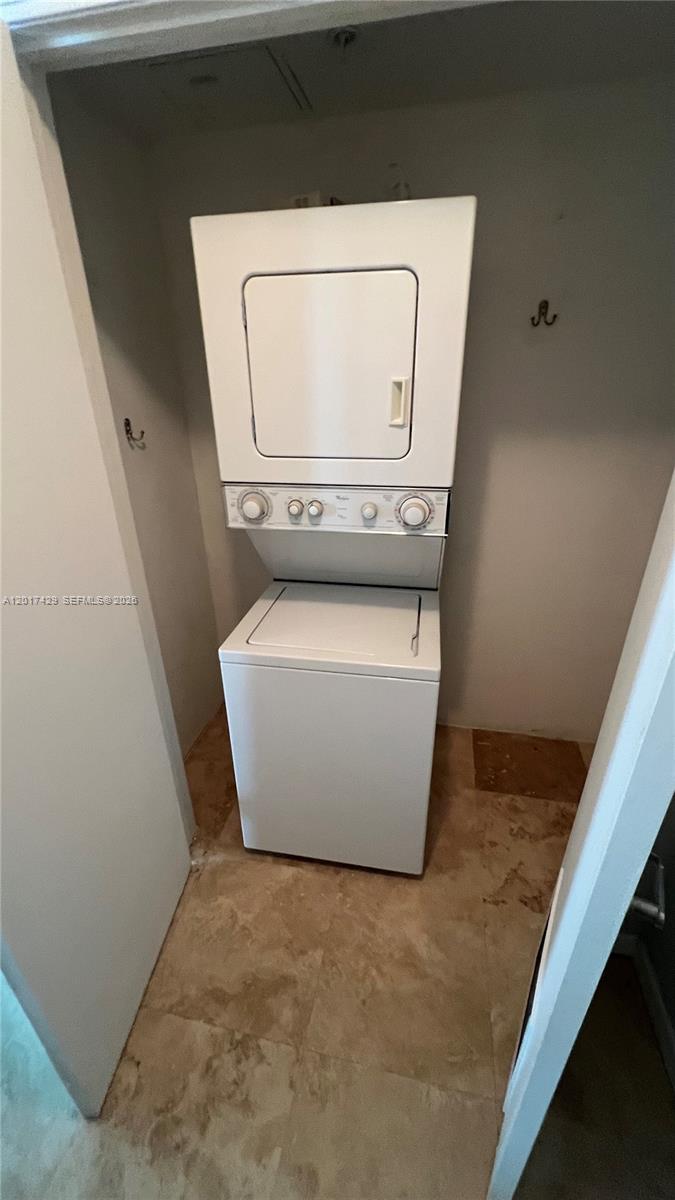 9055 SW 73rd Ct #2007, Miami FL 33156