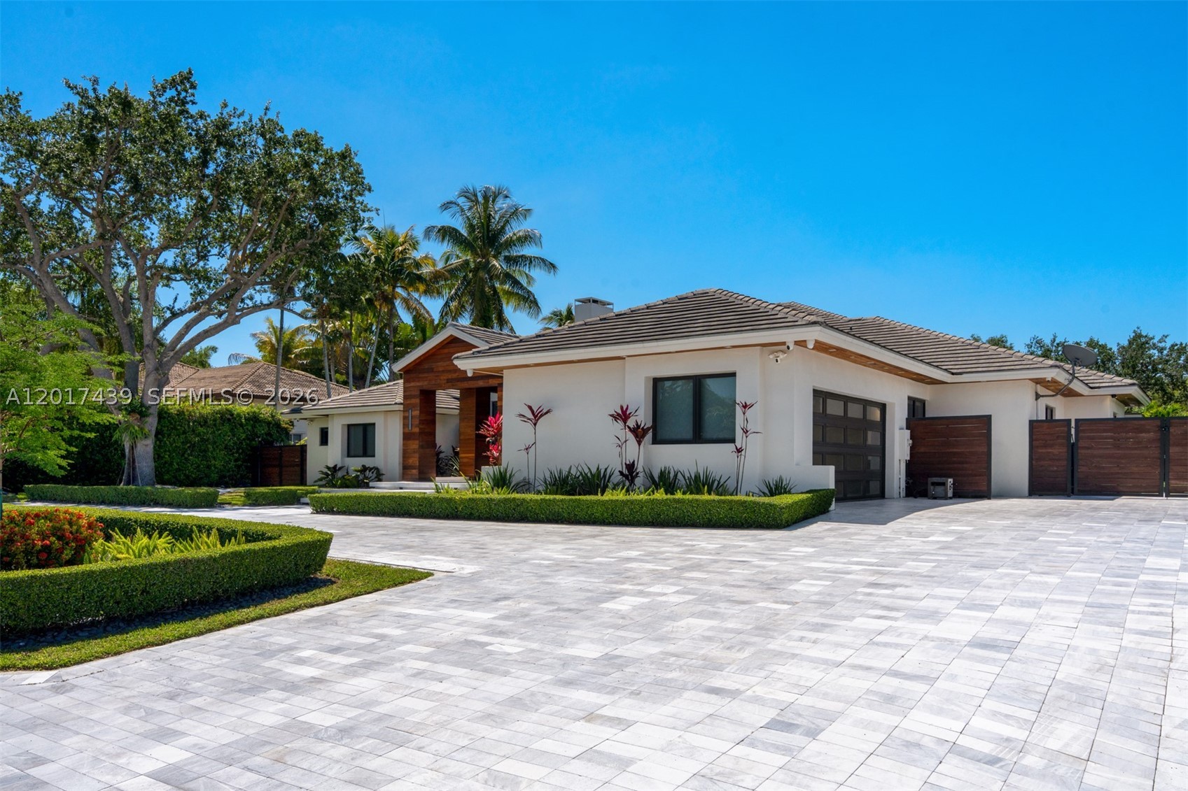 10040 SW 124th St, Miami FL 33176