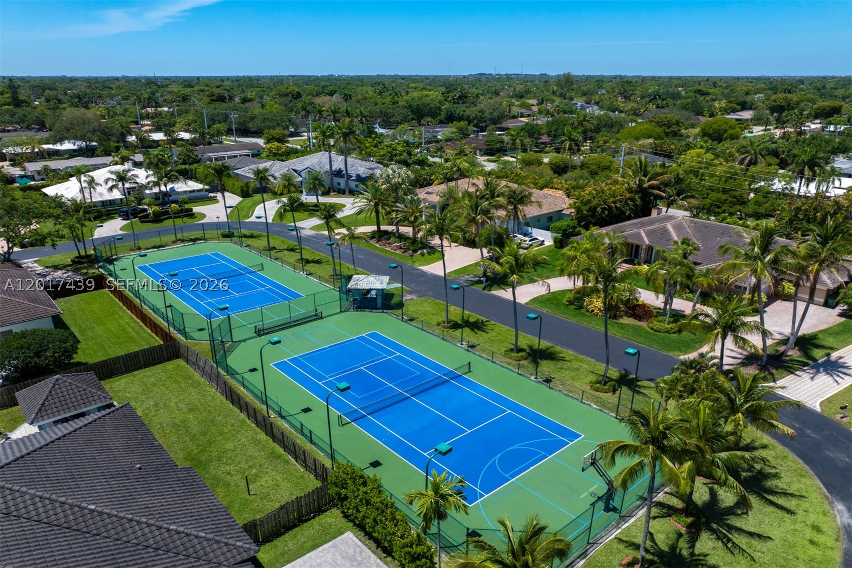 10040 SW 124th St, Miami FL 33176
