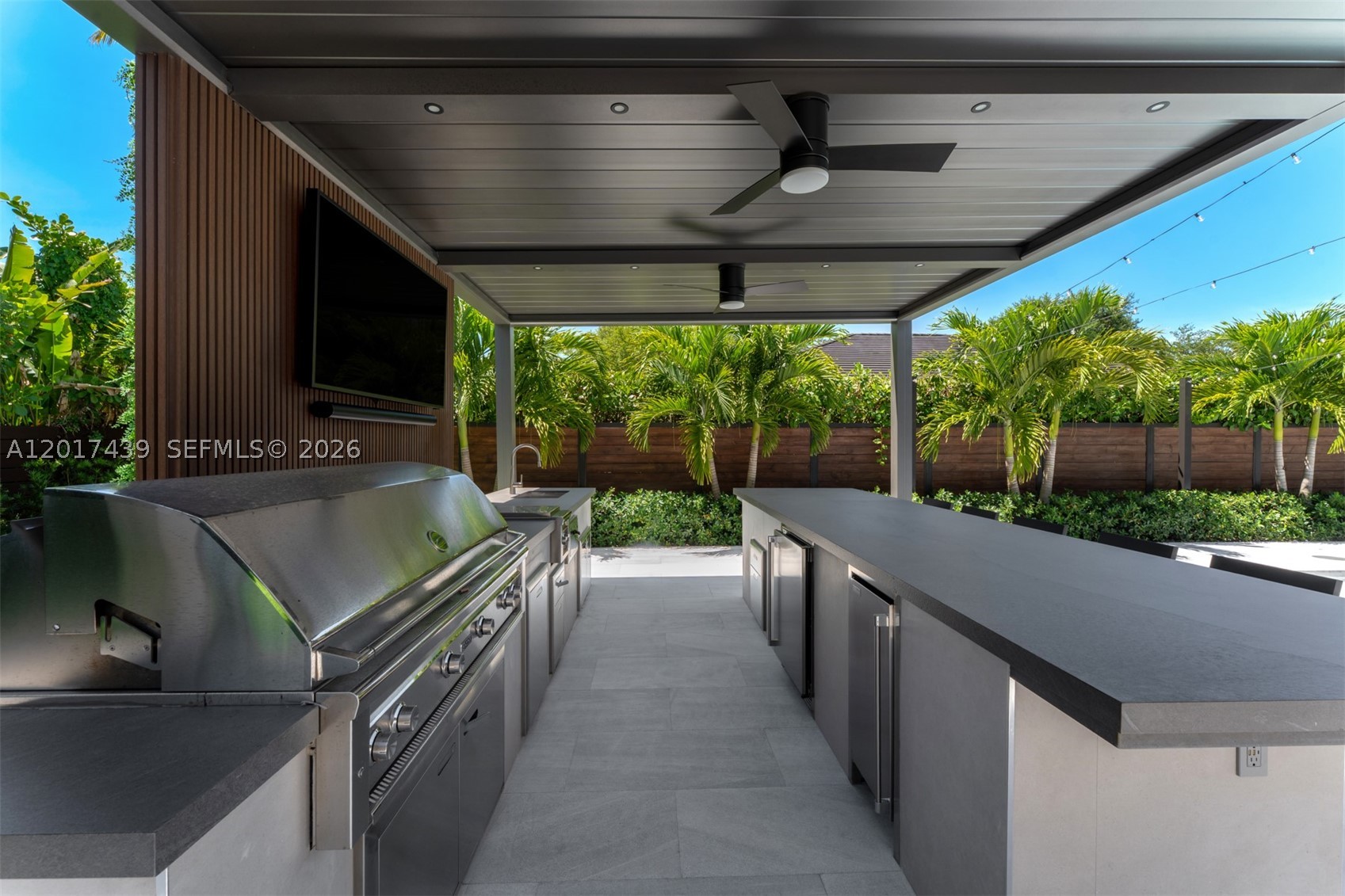10040 SW 124th St, Miami FL 33176