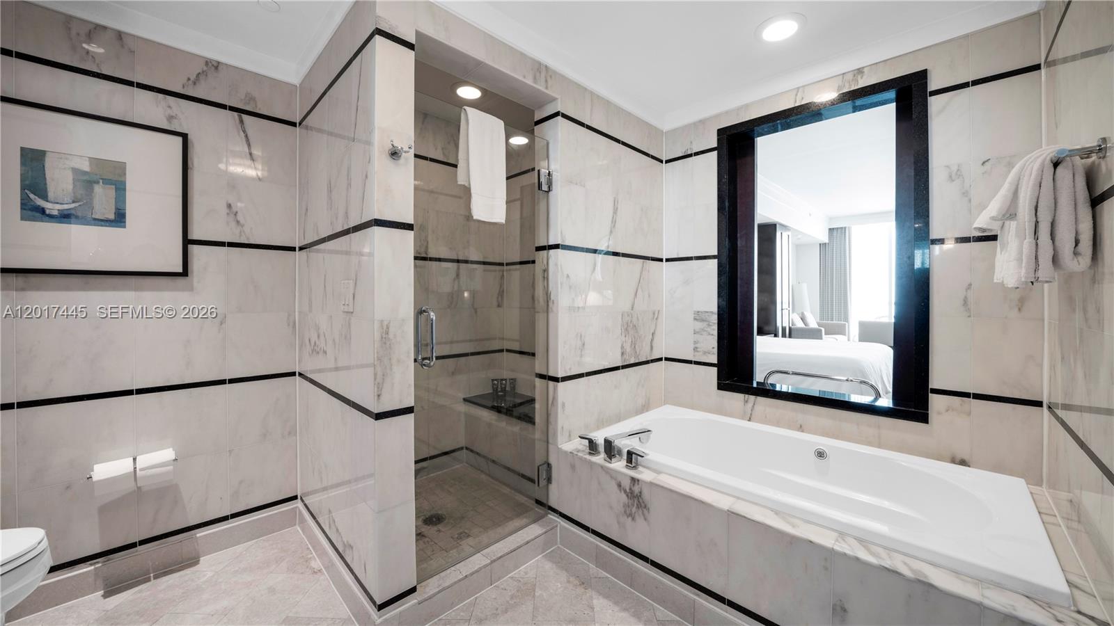 4391 Collins Ave #1903, Miami Beach FL 33140