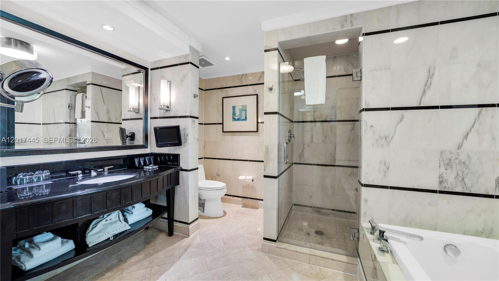 4391 Collins Ave #1903, Miami Beach FL 33140