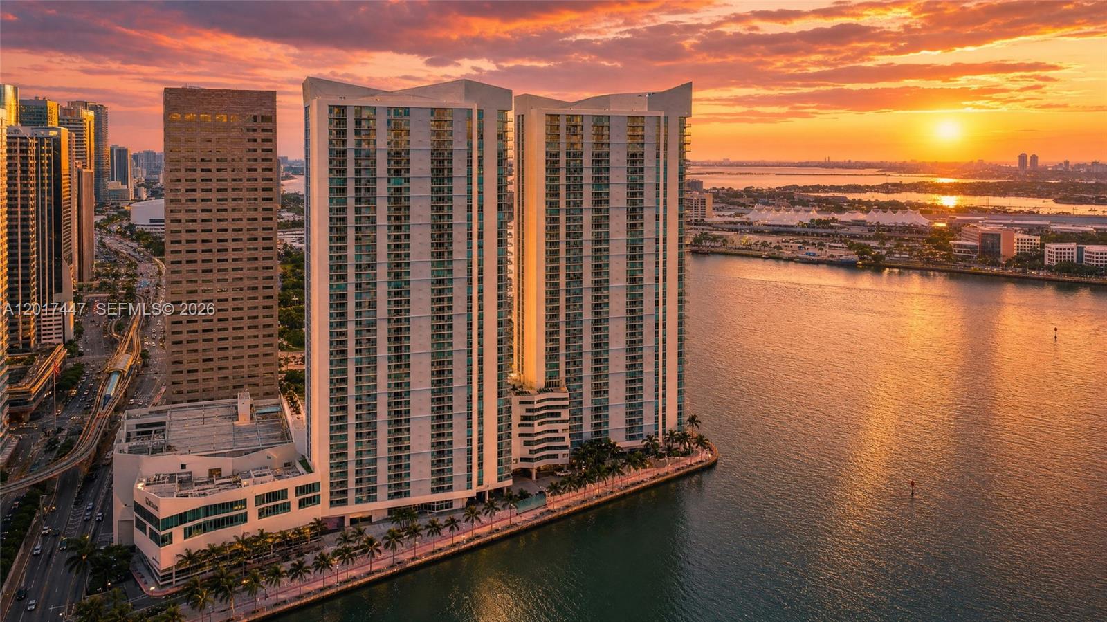 325 S Biscayne Blvd #UPH24, Miami FL 33131