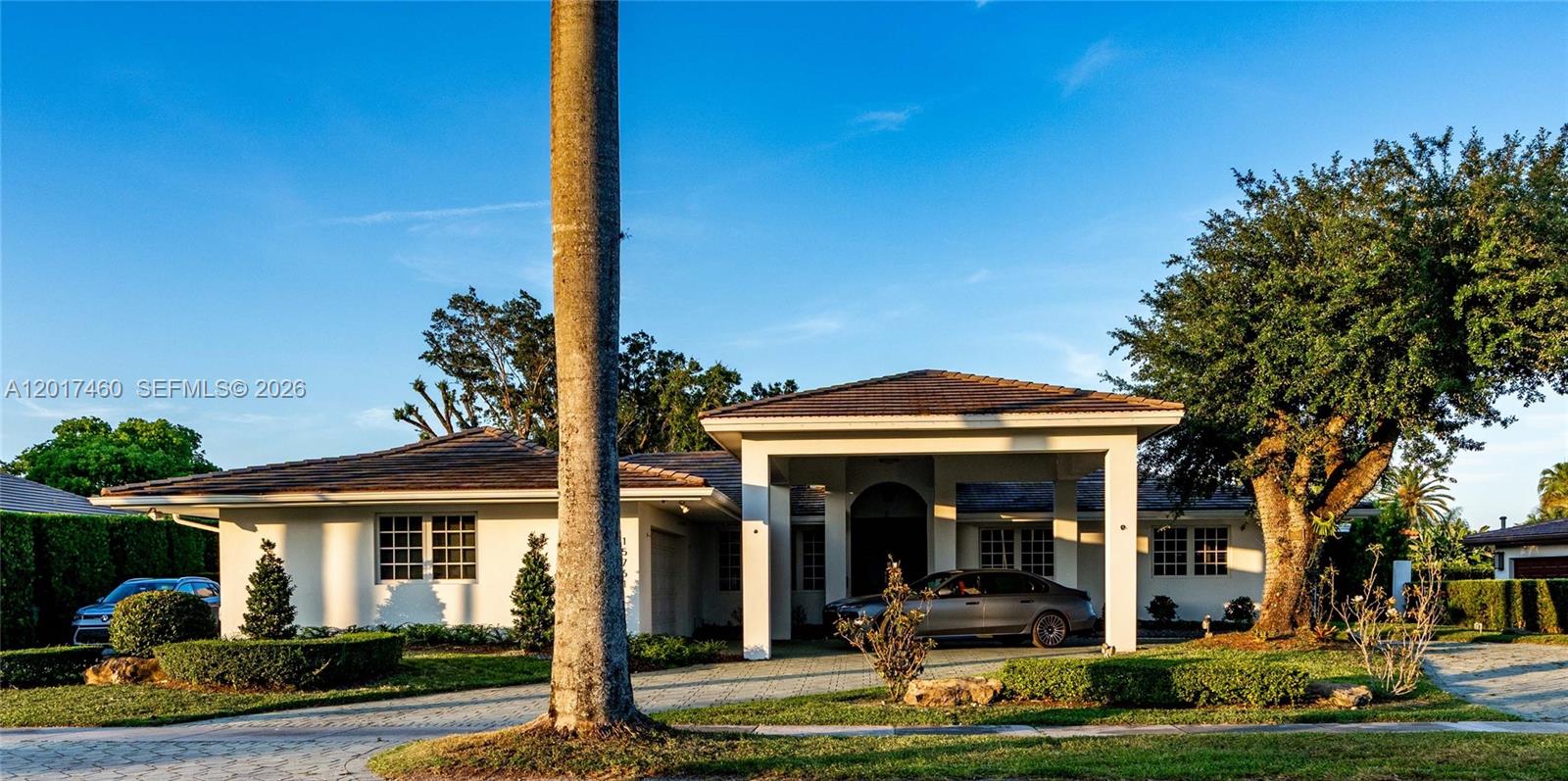 15761 Turnberry Dr, Miami Lakes FL 33014