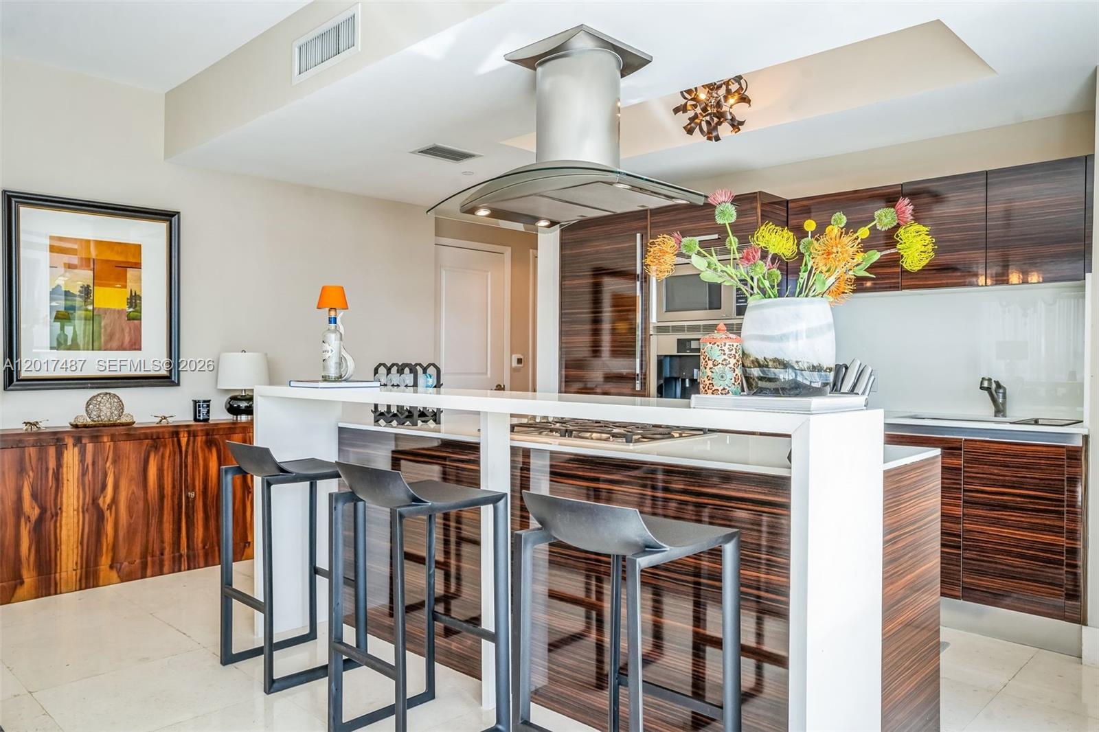 3737 Collins Ave #S-403, Miami Beach FL 33140