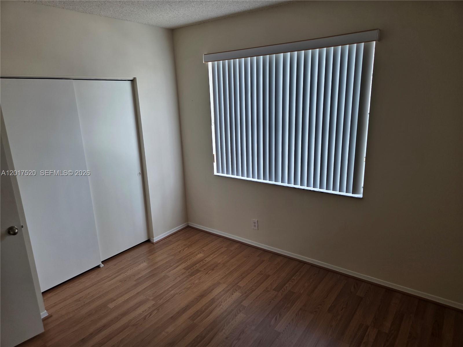 47 Simonton Cir, Weston FL 33326