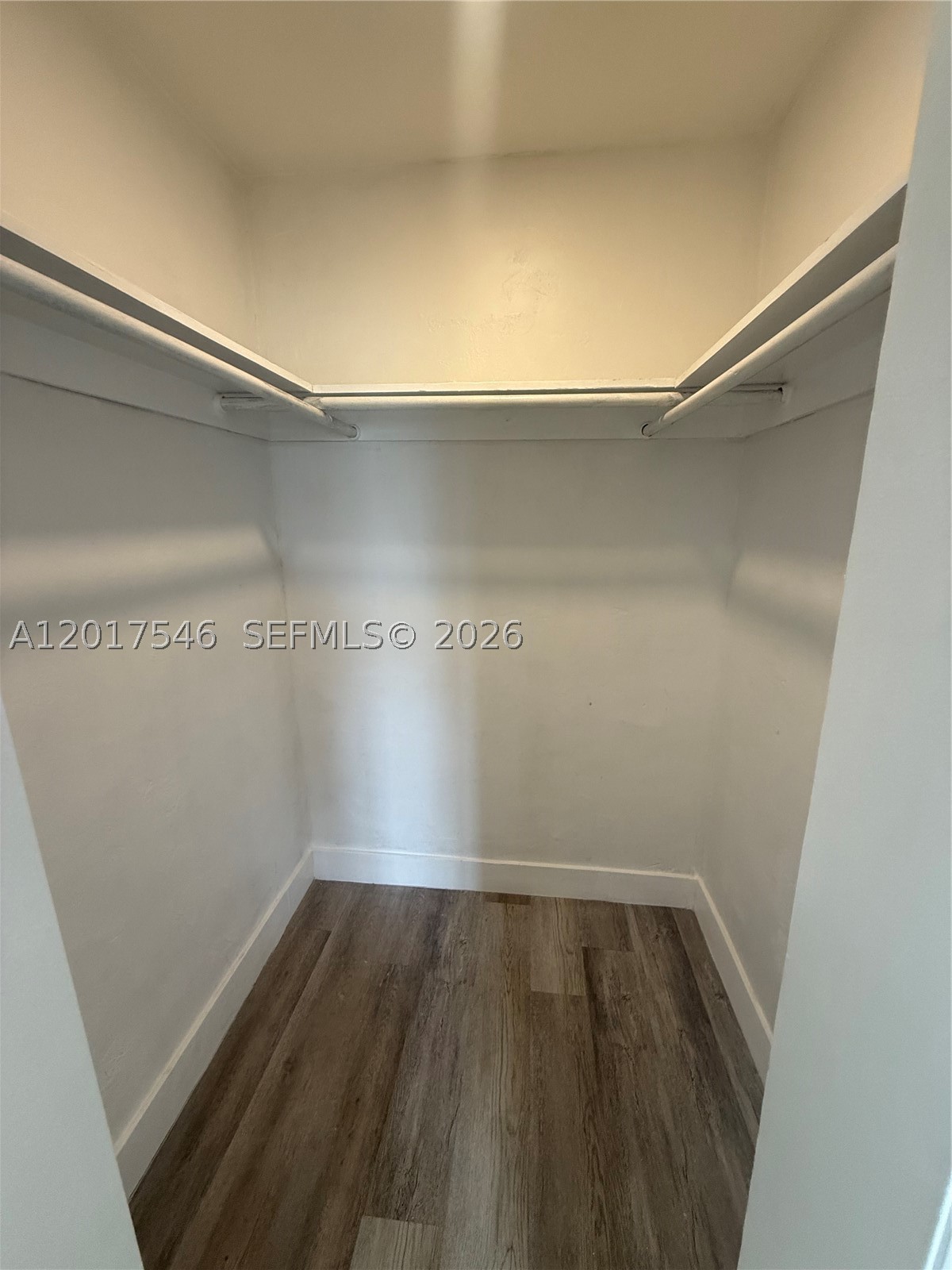 685 Miller Dr #E205, Miami Springs FL 33166