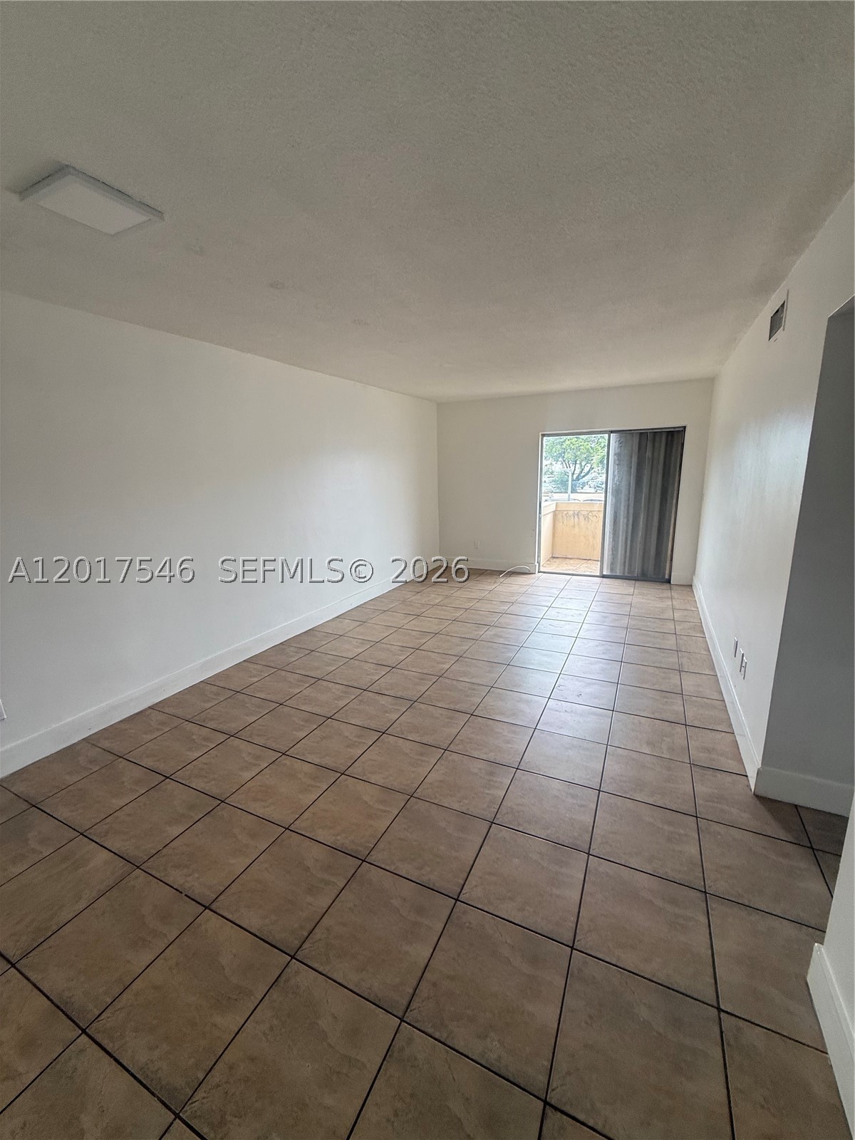 685 Miller Dr #E205, Miami Springs FL 33166