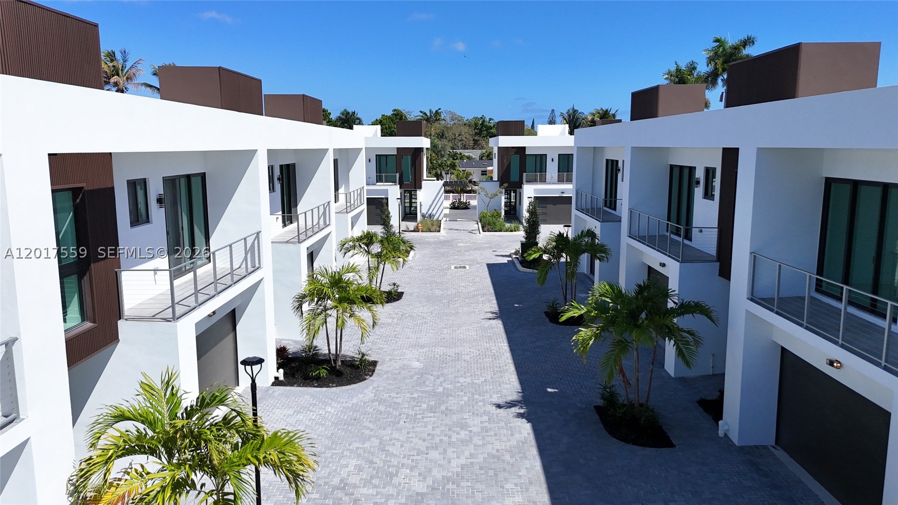4640 SW 32nd Ave #D1, Dania Beach FL 33312
