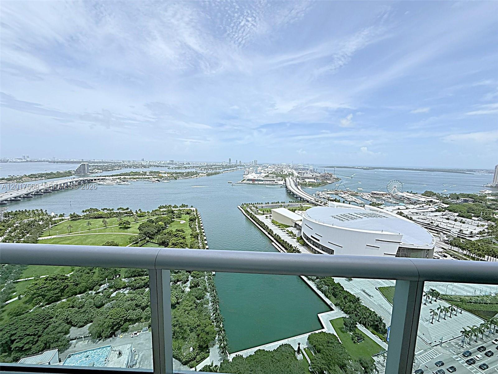 900 Biscayne Blvd #3803, Miami FL 33132