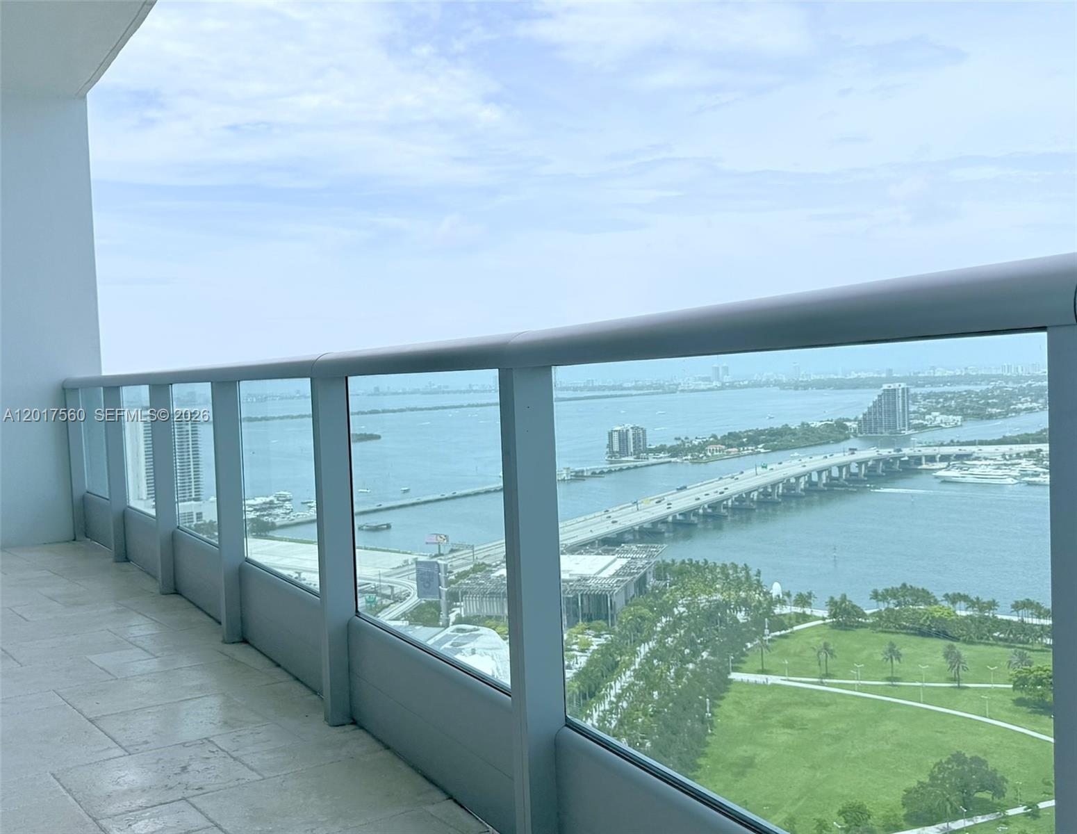 900 Biscayne Blvd #3803, Miami FL 33132