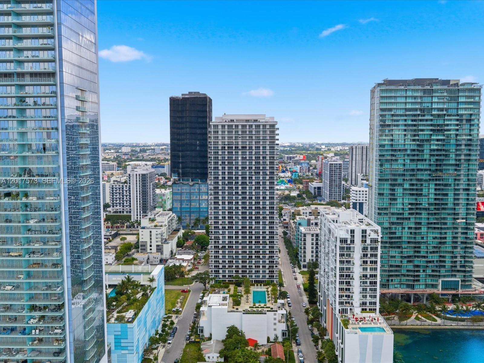 600 NE 27th St #PH2, Miami FL 33137