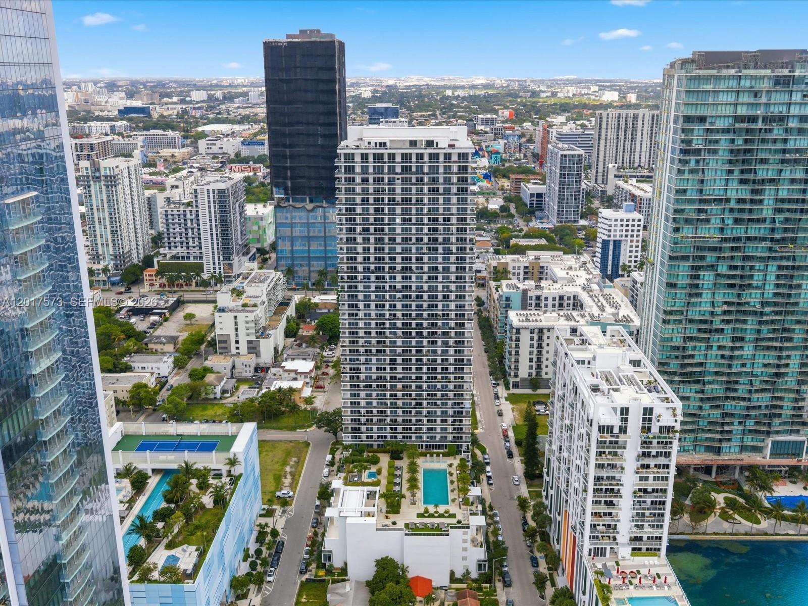 600 NE 27th St #PH2, Miami FL 33137