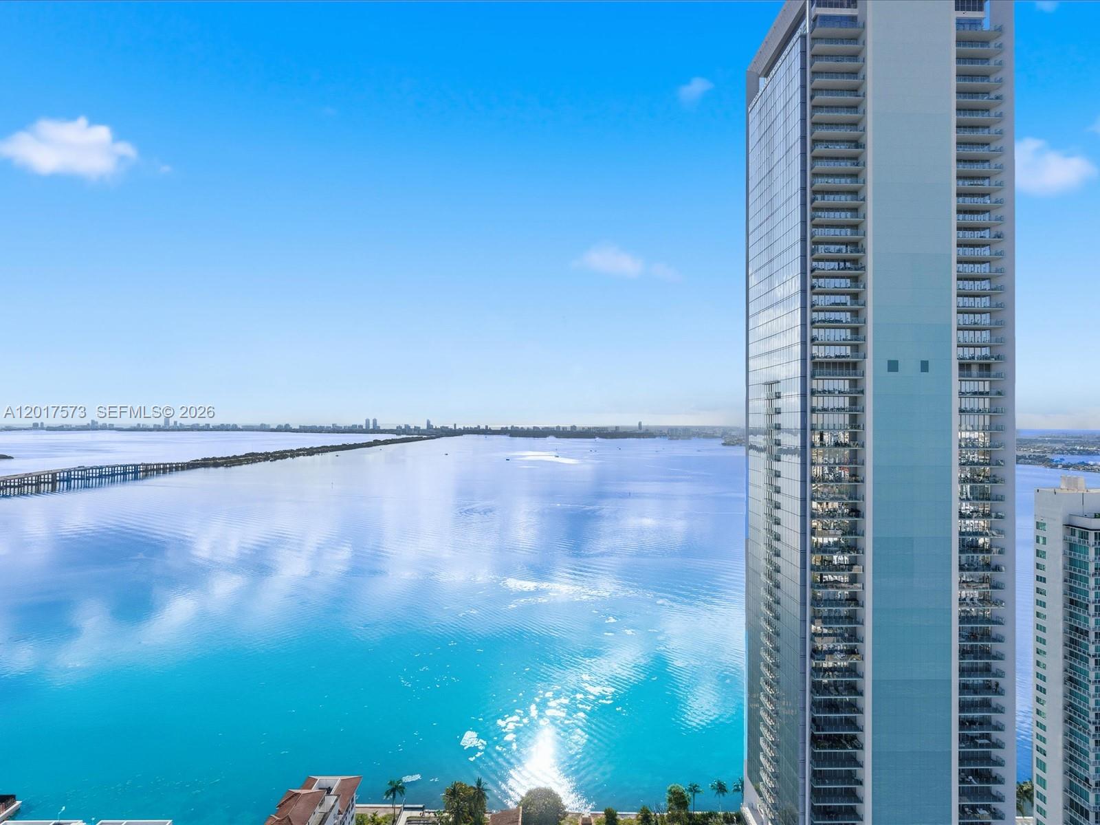600 NE 27th St #PH2, Miami FL 33137