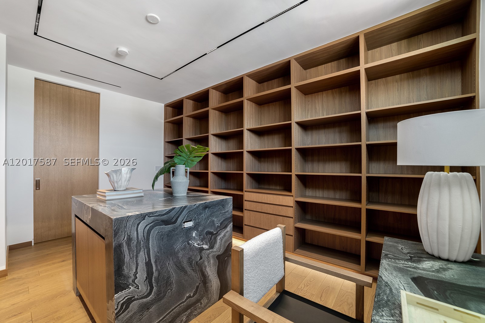 3045 N Bay Rd, Miami Beach FL 33140