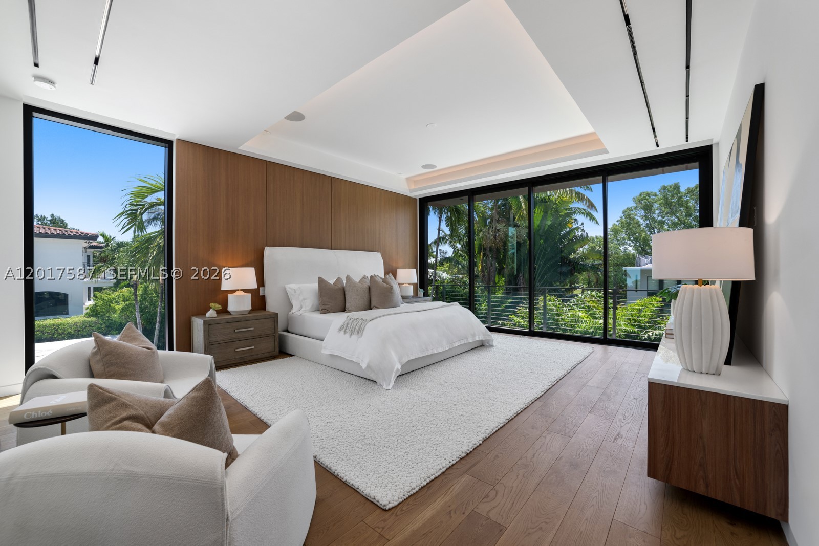 3045 N Bay Rd, Miami Beach FL 33140
