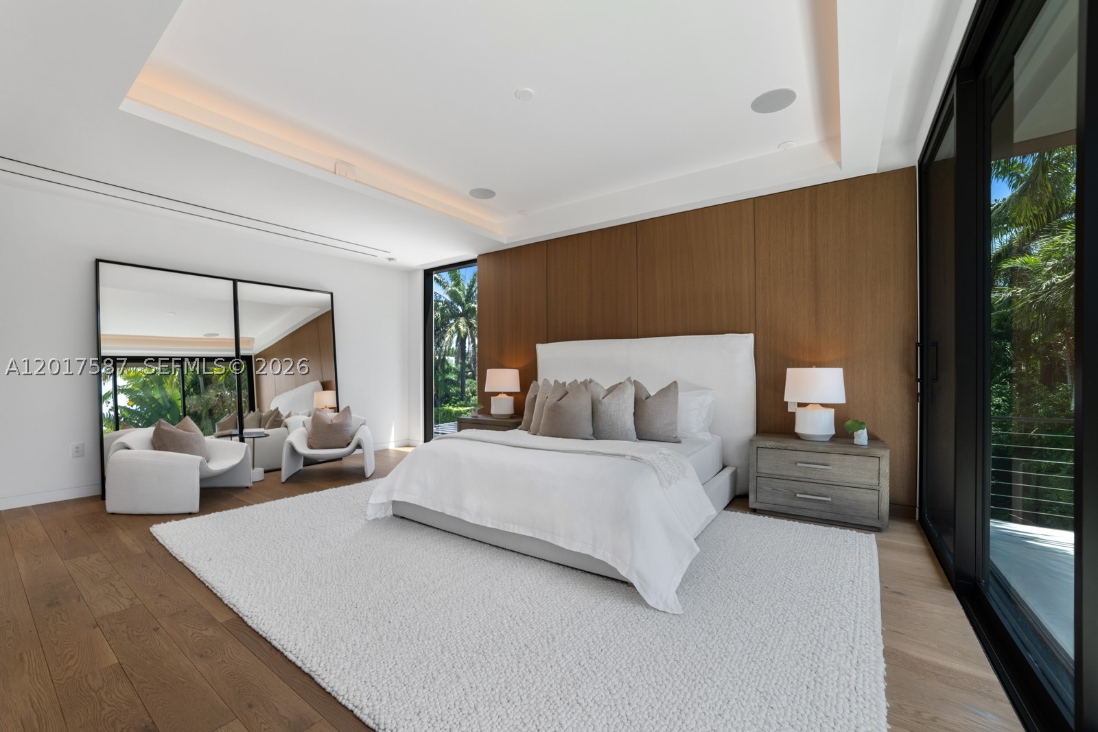 3045 N Bay Rd, Miami Beach FL 33140