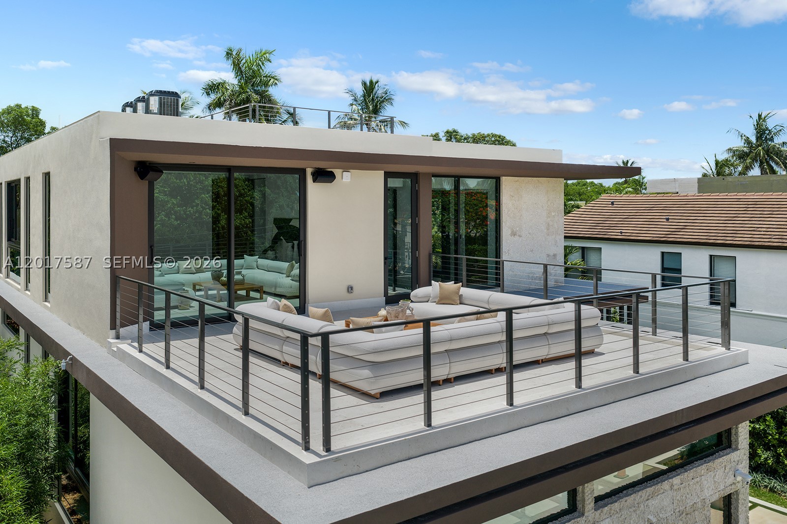 3045 N Bay Rd, Miami Beach FL 33140