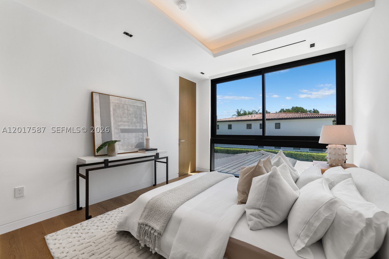 3045 N Bay Rd, Miami Beach FL 33140