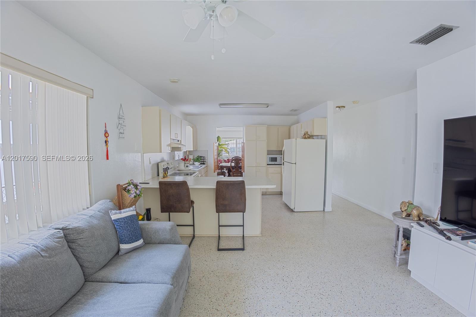 10 NW 60th Ct, Miami FL 33126