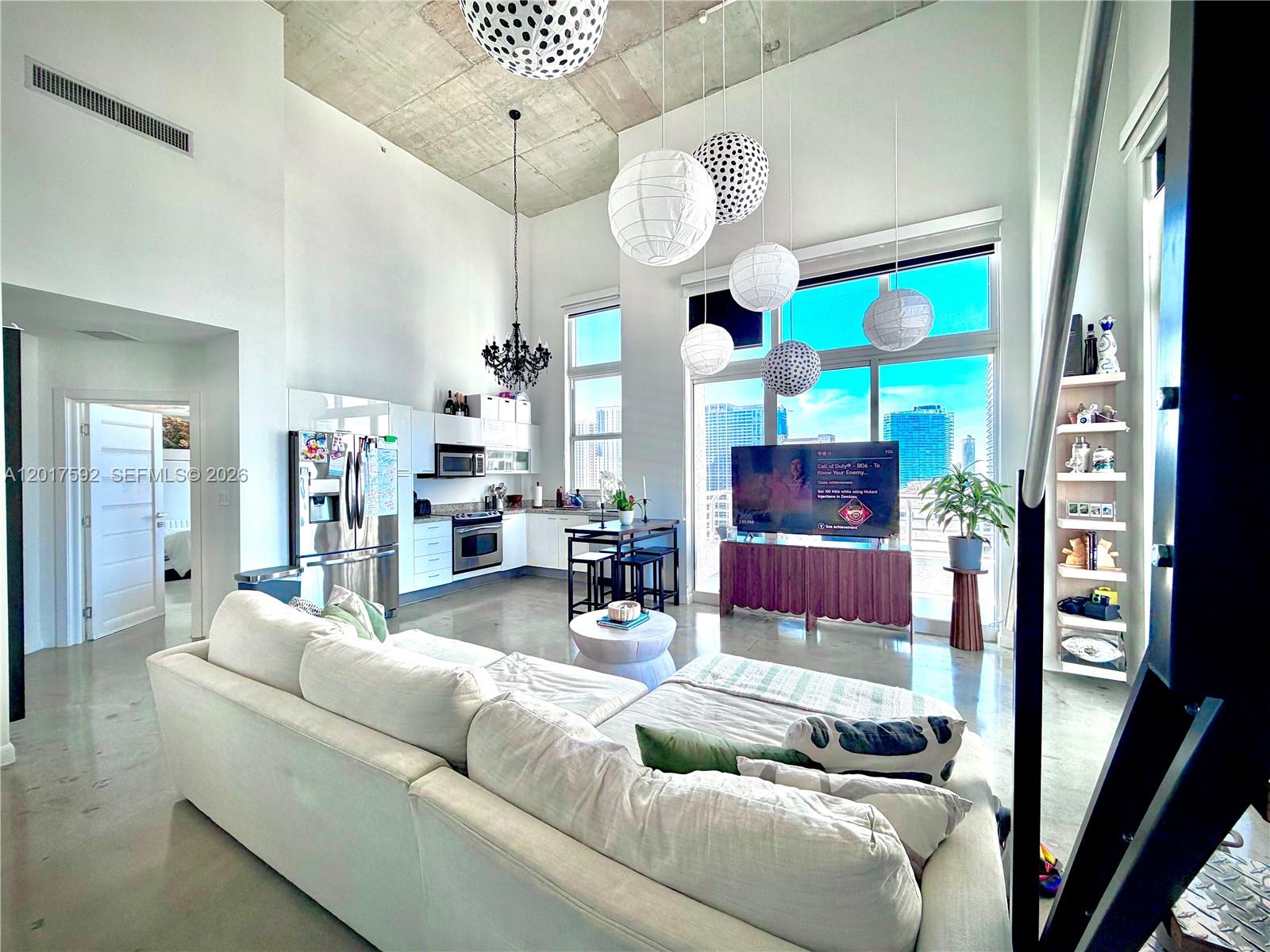 133 NE 2nd Ave #3501, Miami FL 33132