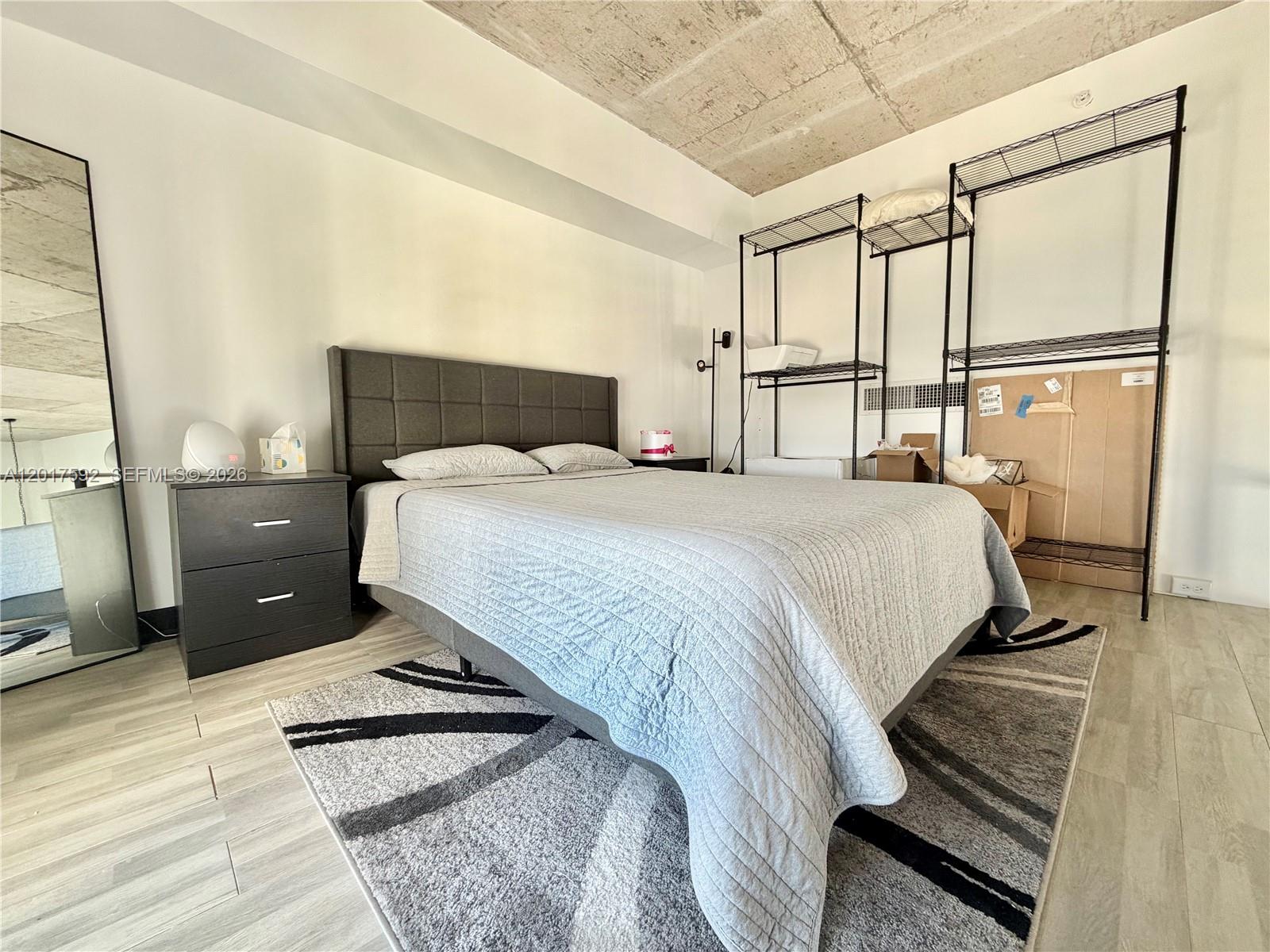 133 NE 2nd Ave #3501, Miami FL 33132