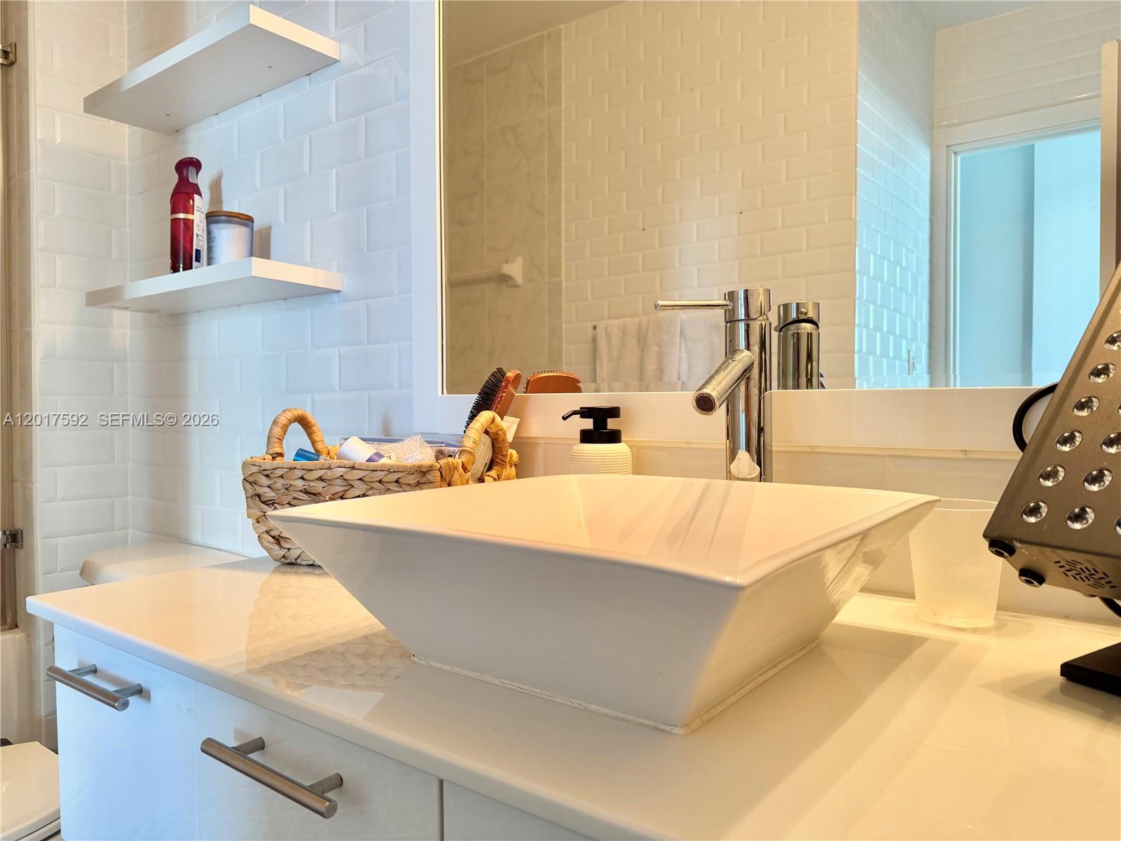 133 NE 2nd Ave #3501, Miami FL 33132