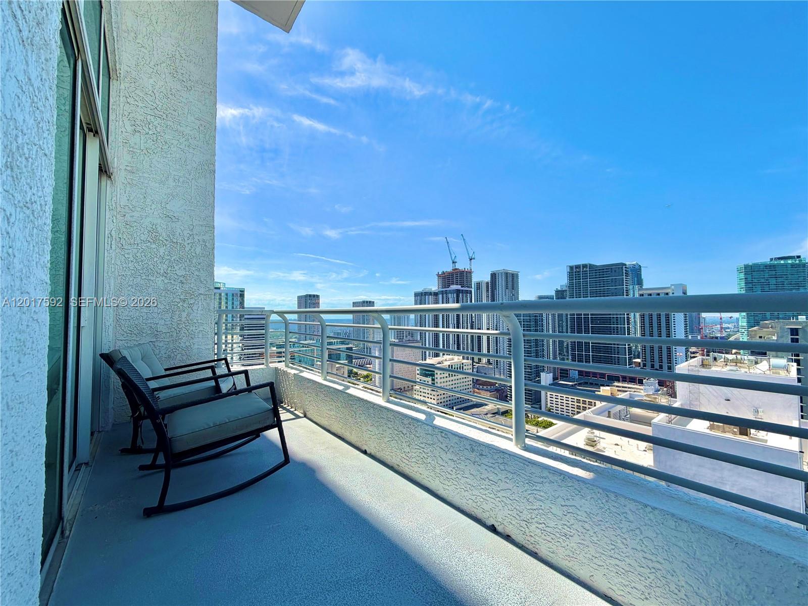 133 NE 2nd Ave #3501, Miami FL 33132