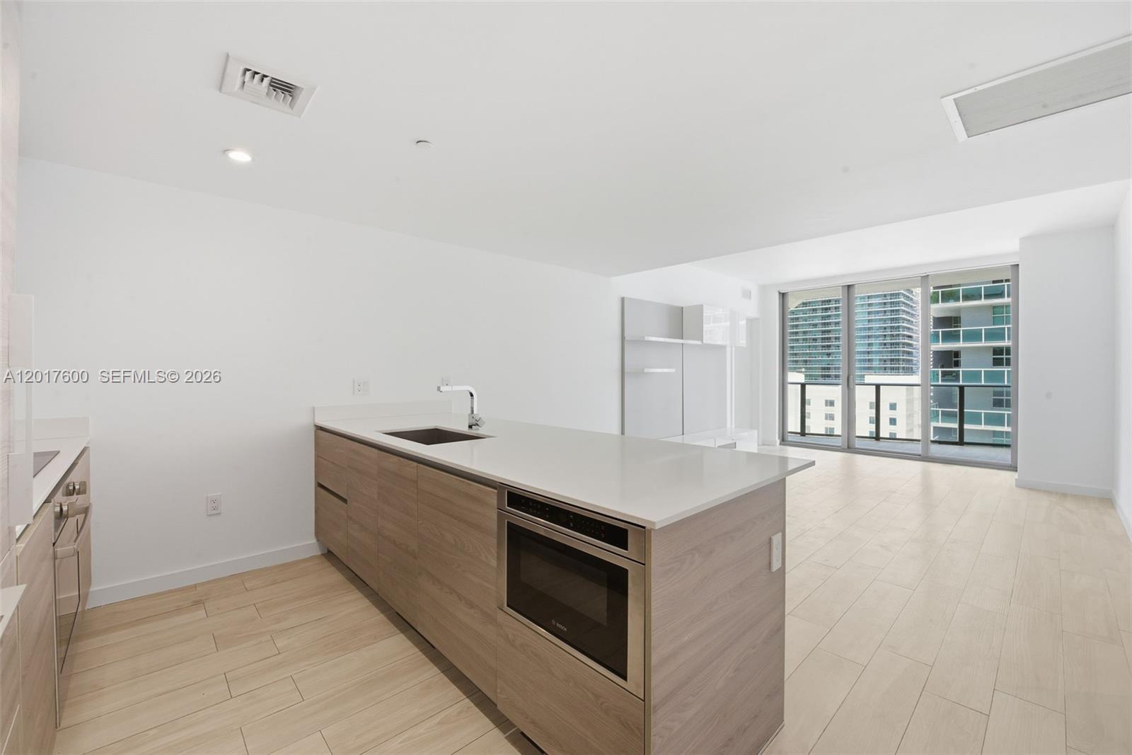 1300 S Miami Ave #1411, Miami FL 33130