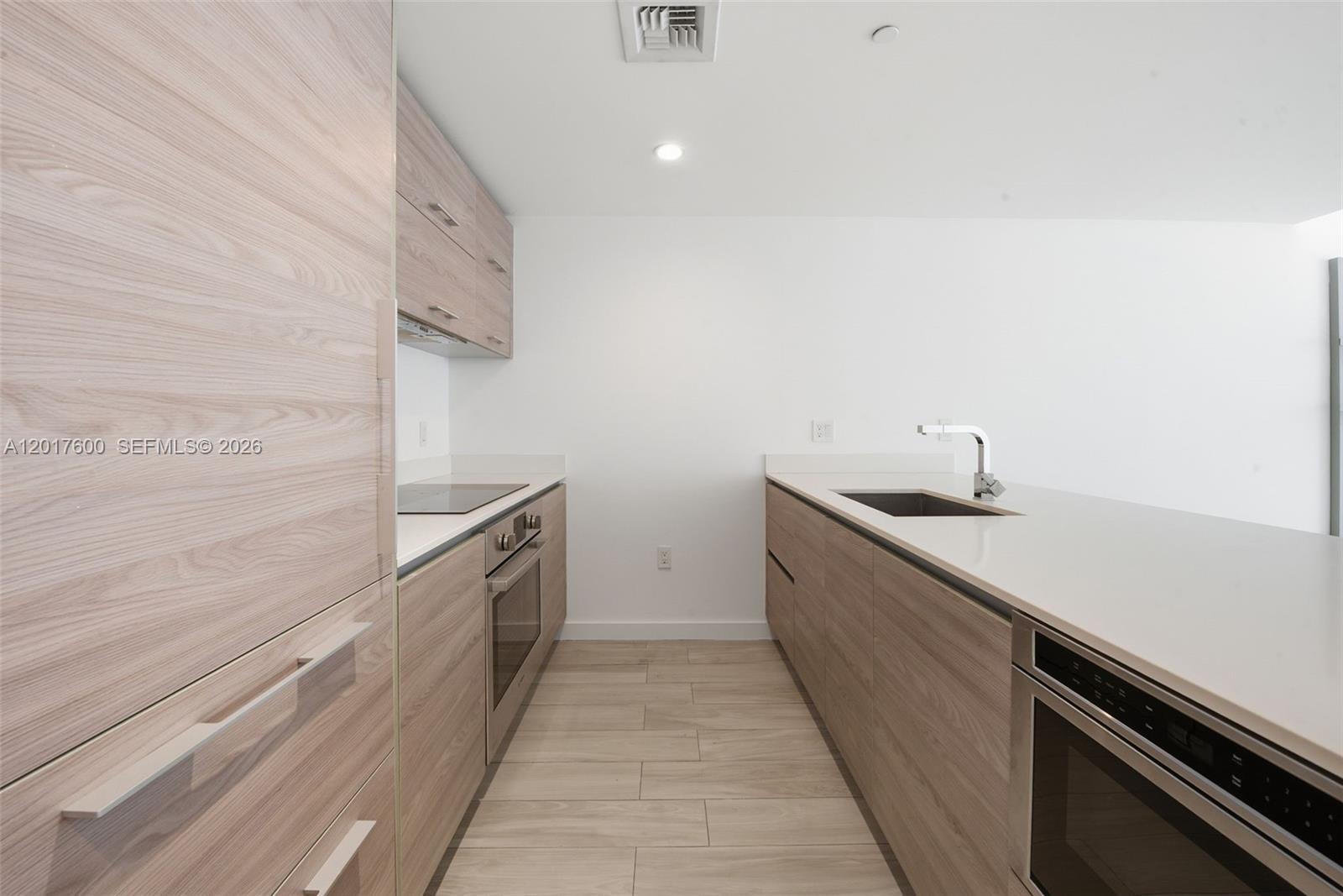 1300 S Miami Ave #1411, Miami FL 33130