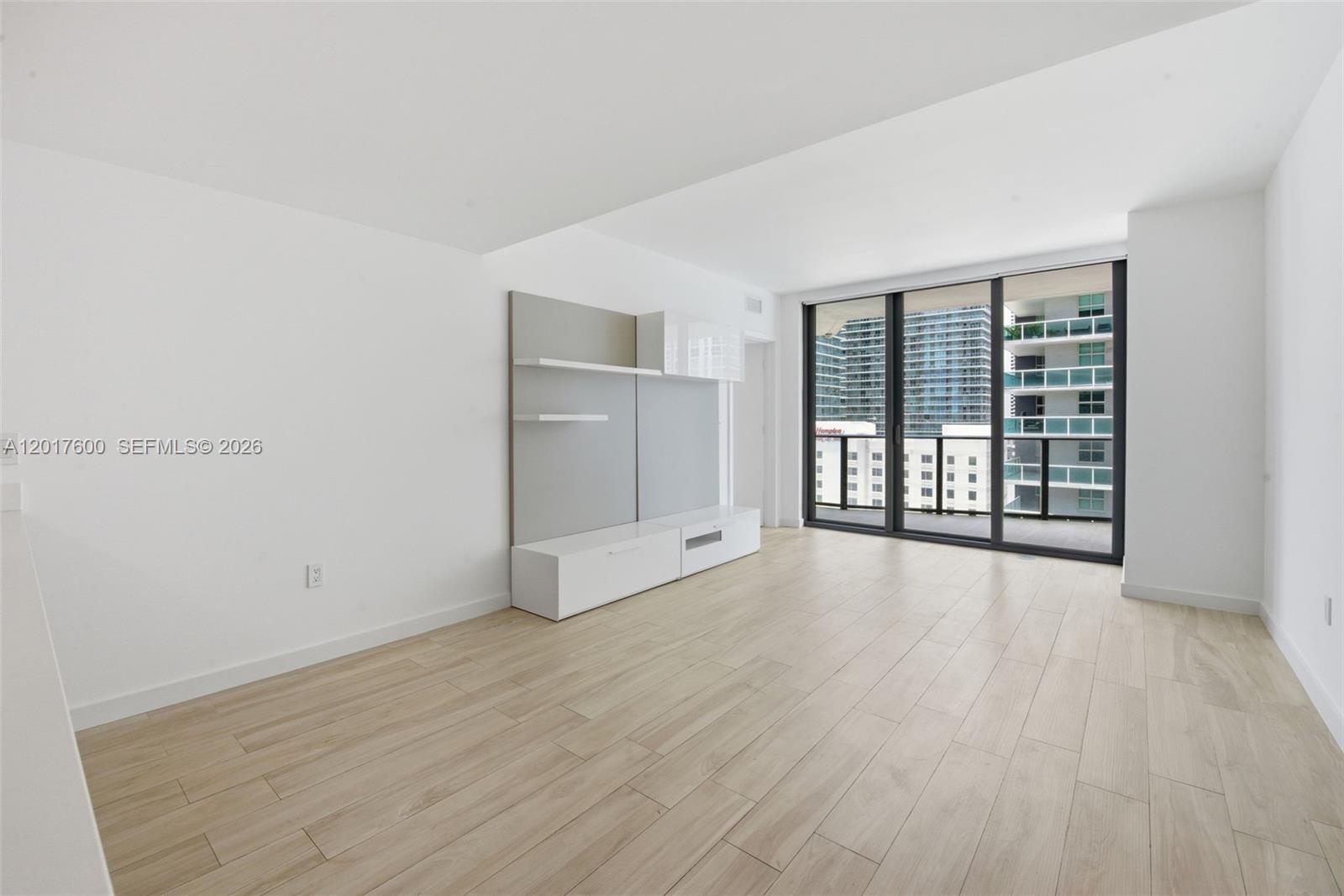 1300 S Miami Ave #1411, Miami FL 33130