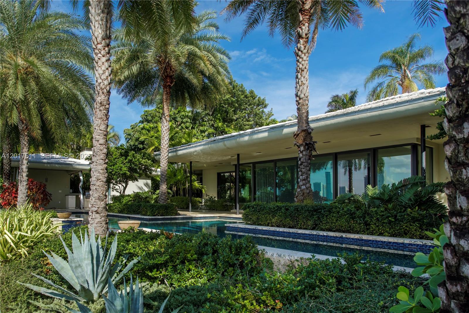 250 W San Marino Dr, Miami Beach FL 33139