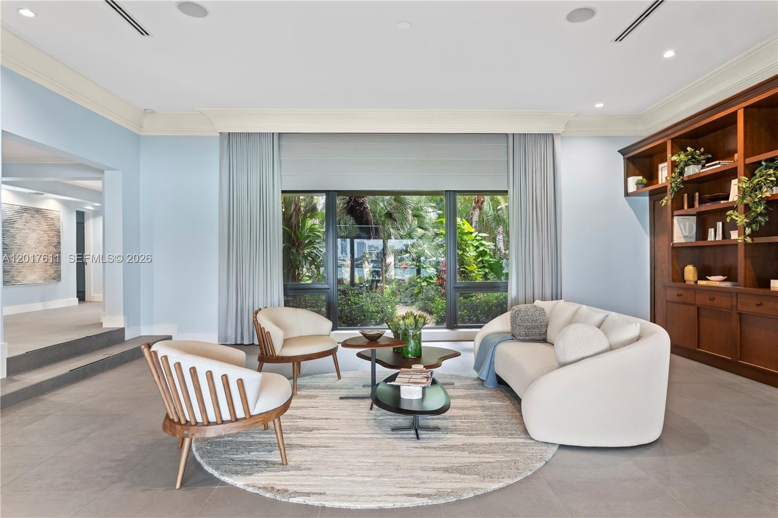 250 W San Marino Dr, Miami Beach FL 33139