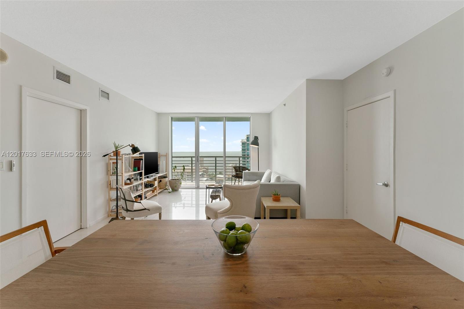 335 S Biscayne Blvd #4205, Miami FL 33131